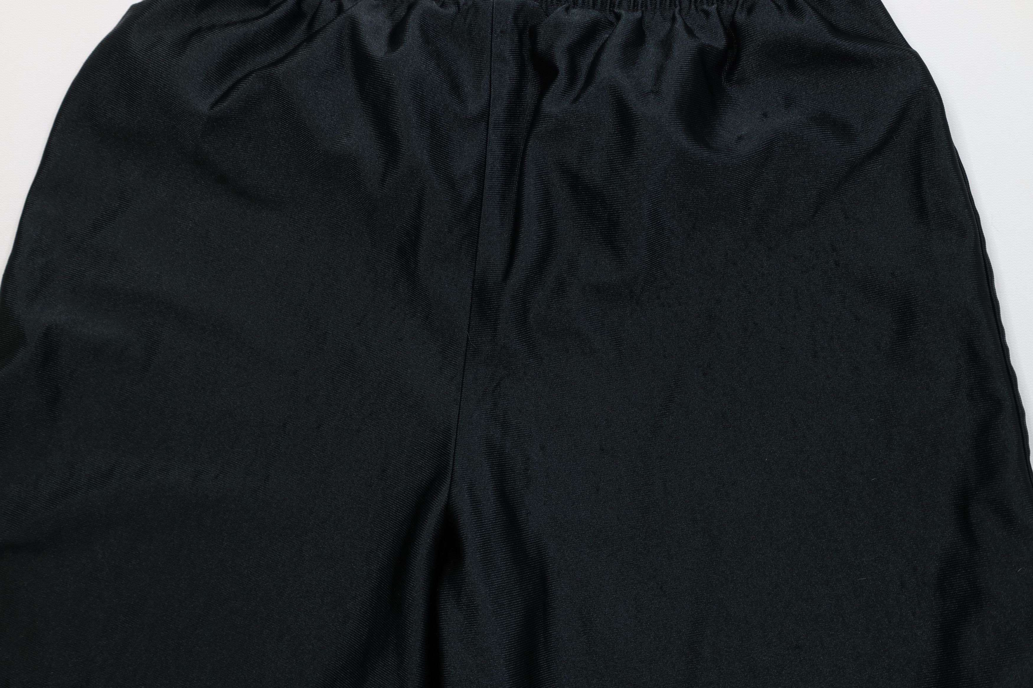 Vintage Vintage 90s Streetwear Silky Nylon Basketball Shorts Black Size US 32 / EU 48 - 9 Thumbnail