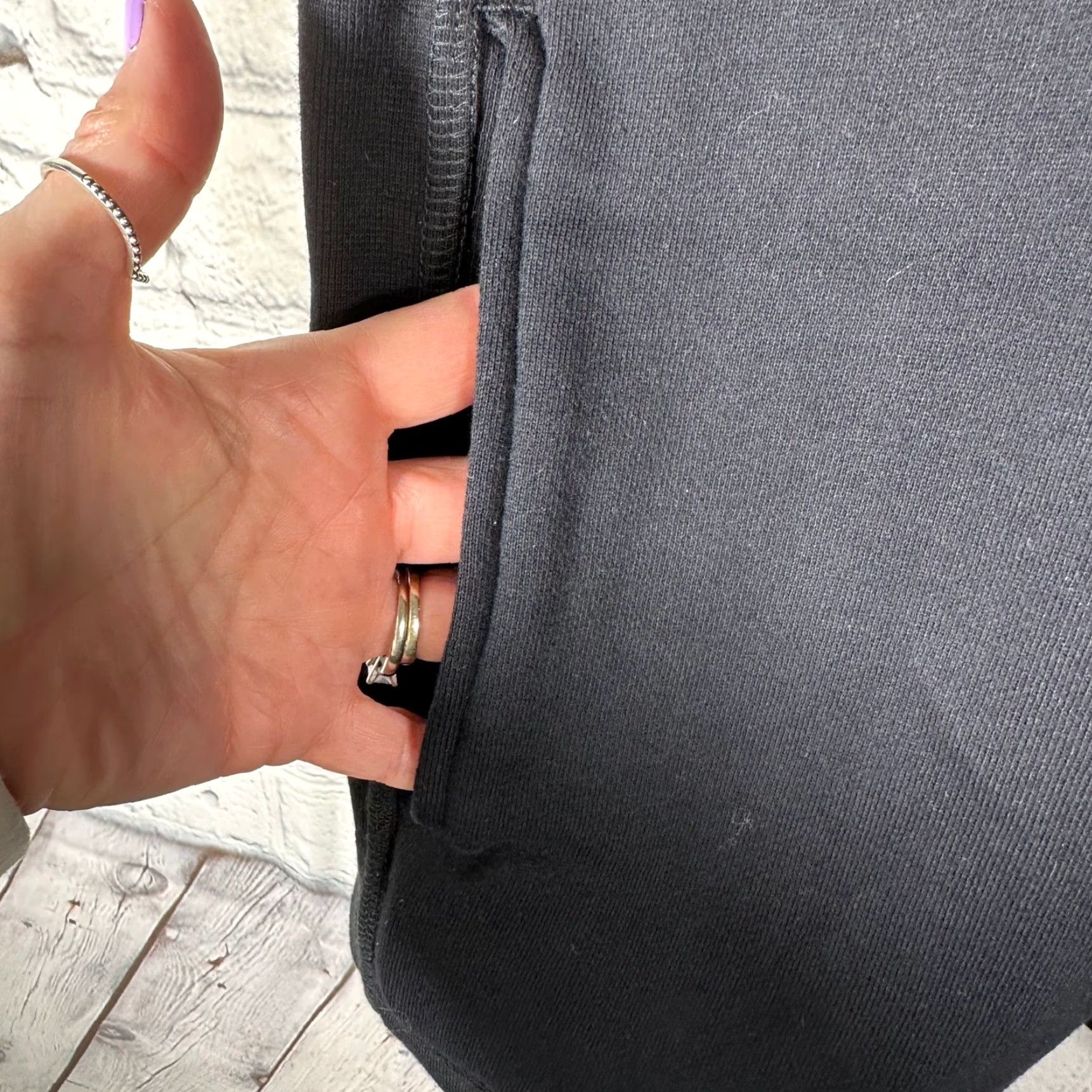 Vintage VINTAGE? No. Size US M / EU 48-50 / 2 - 4 Thumbnail