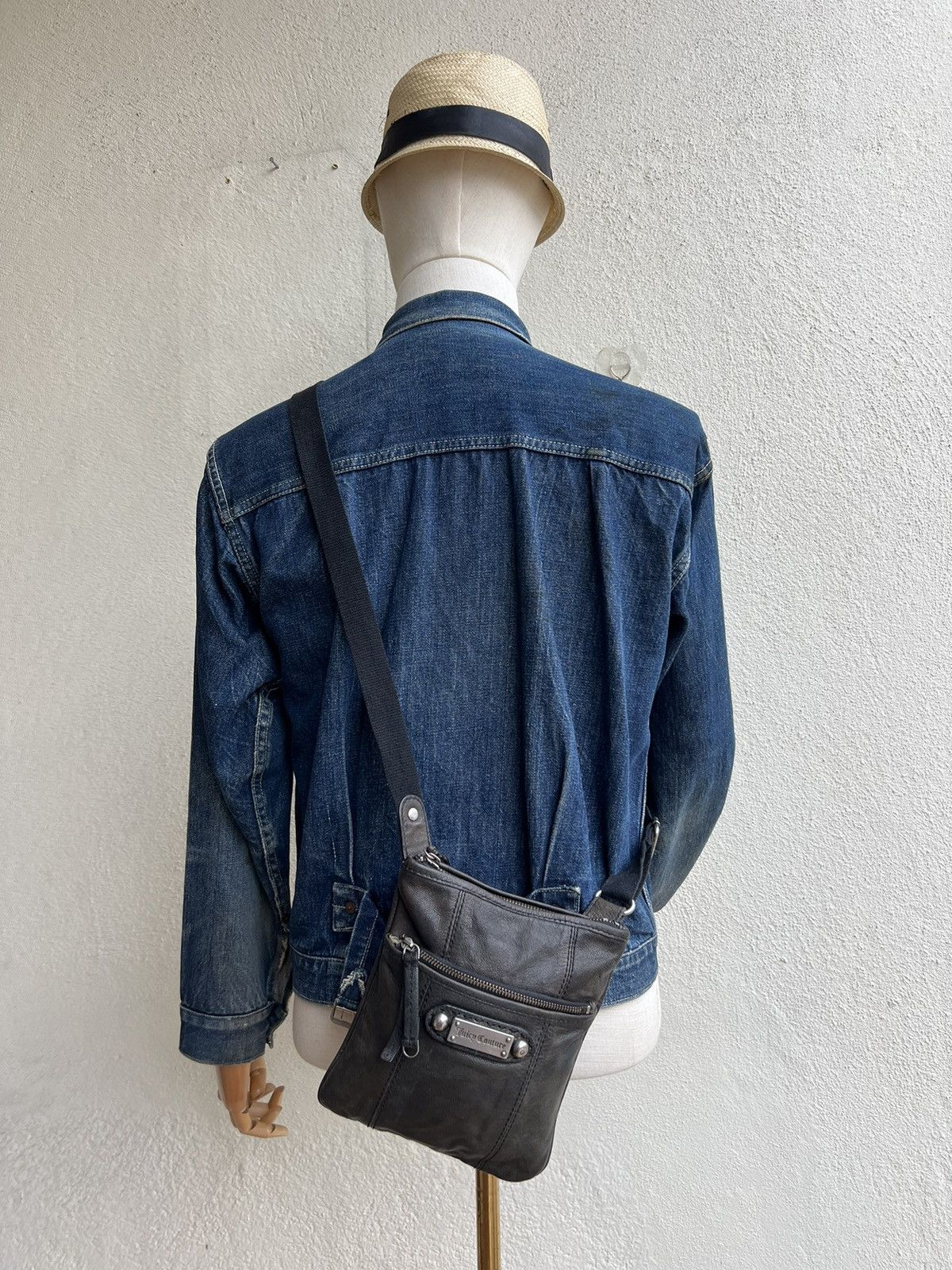 Juicy Couture Jeans Vintage Juicy Couture Patina Goat Leather Mini Bag Size ONE SIZE - 24 Thumbnail