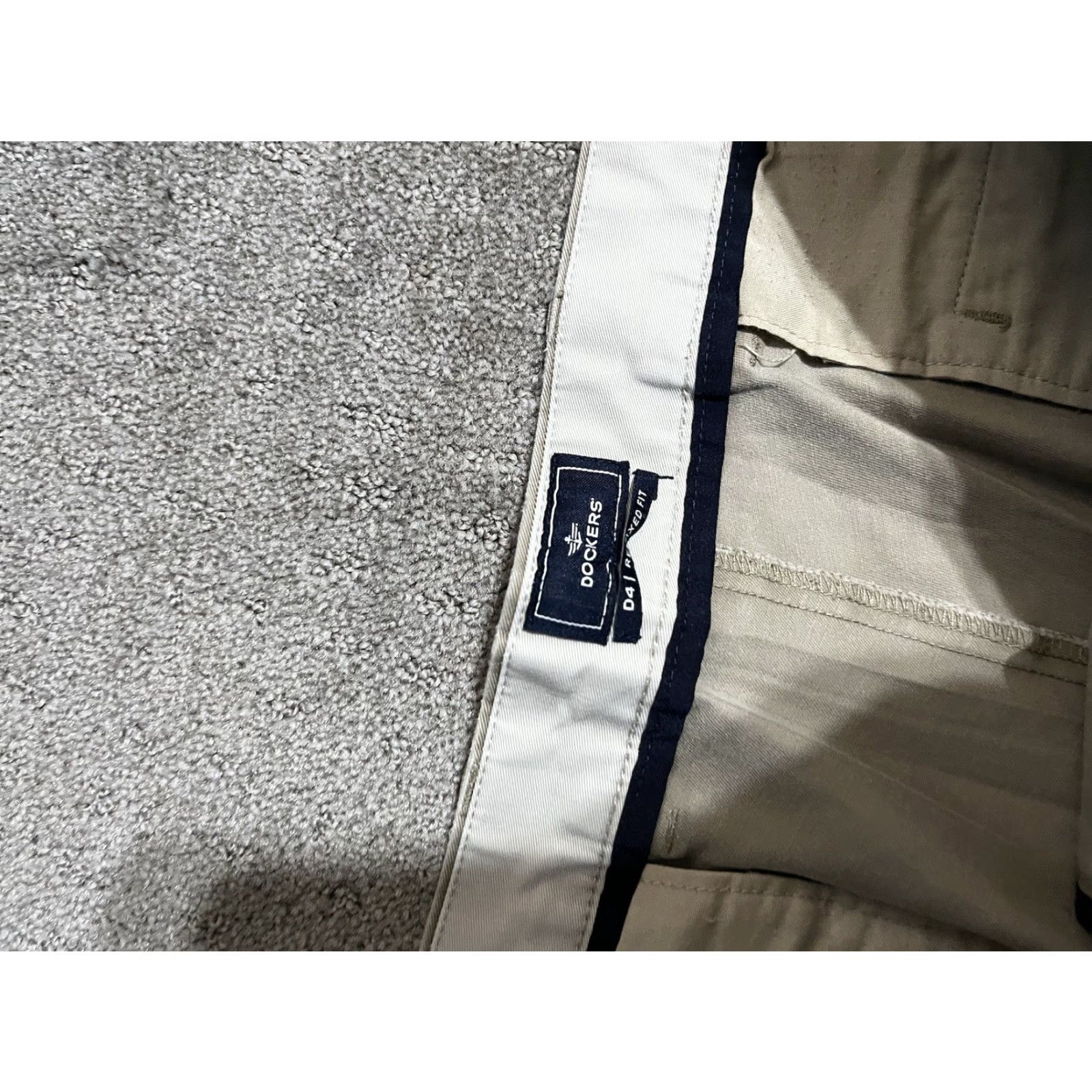 Dockers DOCKERS Mens Size 38x30 D4 Relaxed Fit Dress Pants Khaki Beige Chino Flat Front Size US 38 / EU 54 - 5 Thumbnail