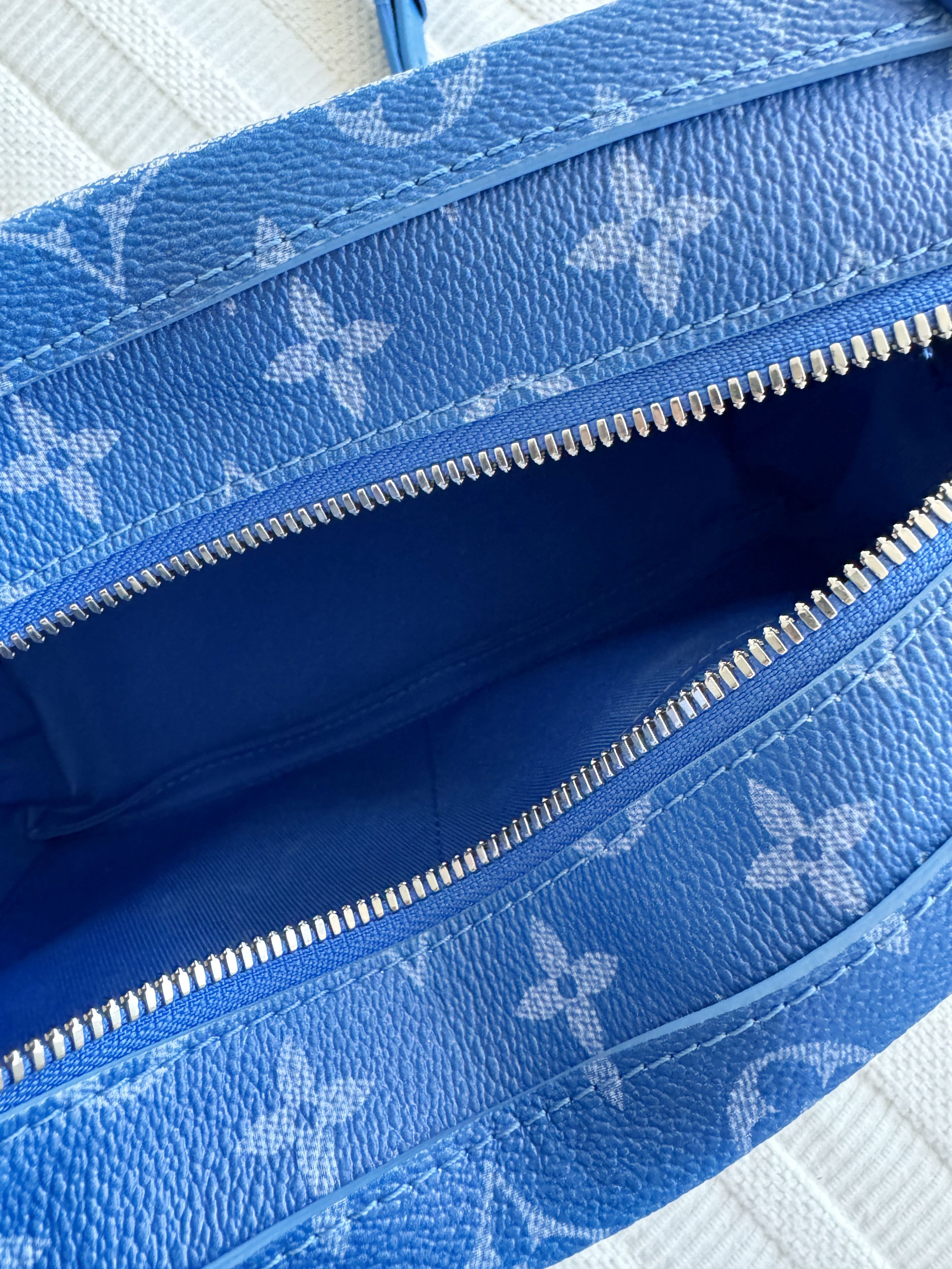 Louis Vuitton × Virgil Abloh Cloud Soft Trunk Bag Size ONE SIZE - 6 Thumbnail