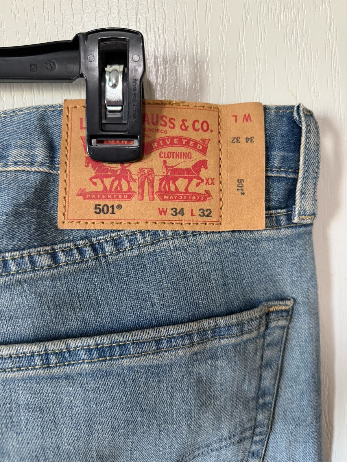 Levi's Levi’s 501 Blue Denim Vintage Style Jeans Men’s Size 34x32 Size US 34 / EU 50 - 4 Thumbnail