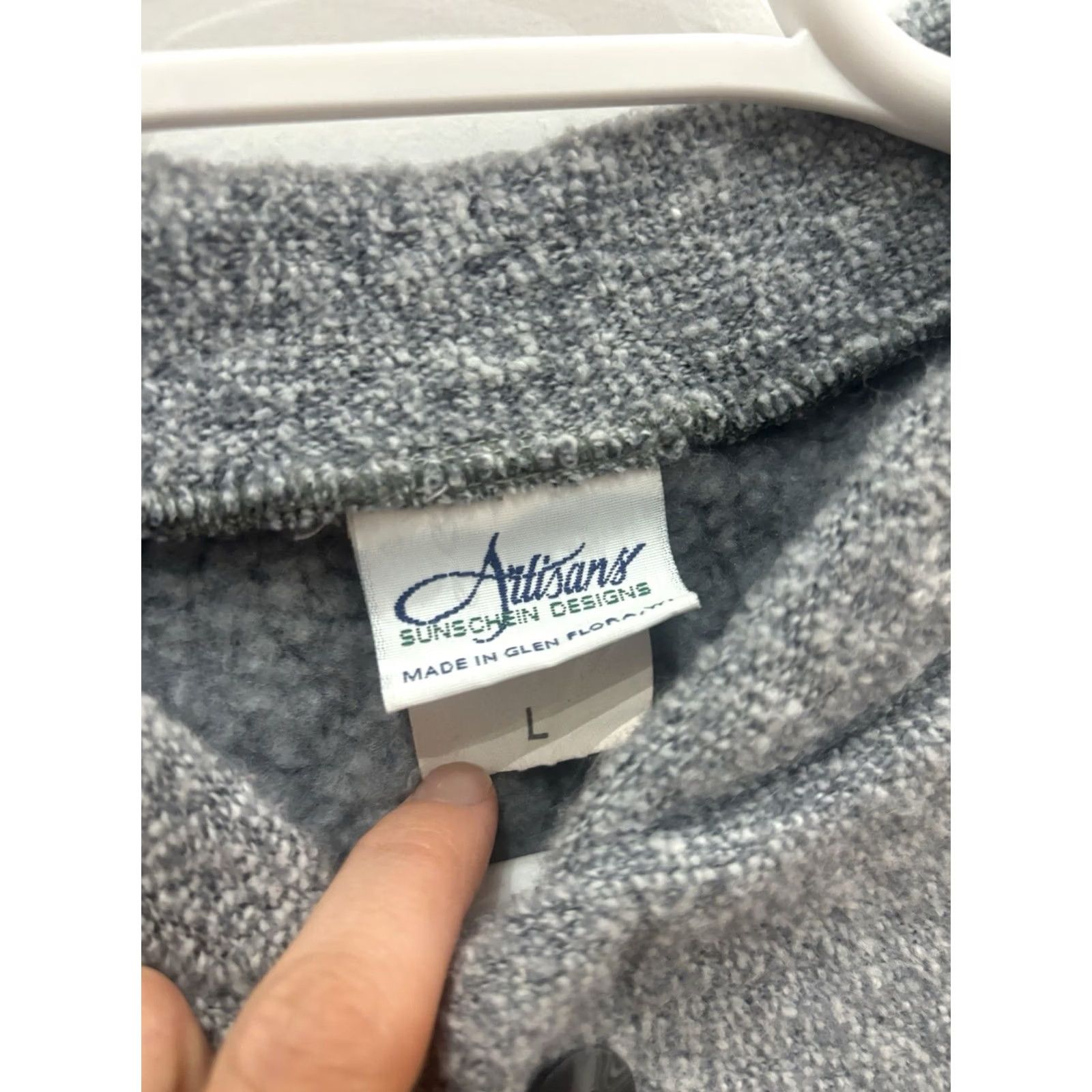 Vintage VINTAGE Artisan Sweatshirt Men Large Gray 90s Nature Animals Pine Trees Bears Pullover USA MADE Size US L / EU 52-54 / 3 - 3 Thumbnail
