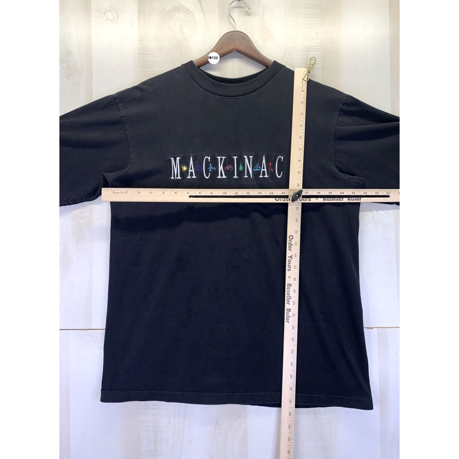 Vintage VINTAGE Time Square Sportswear Embroidered Mackinac Michigan Black T Shirt Adult L Mens/Womens/Unisex Size US L / EU 52-54 / 3 - 2 Thumbnail