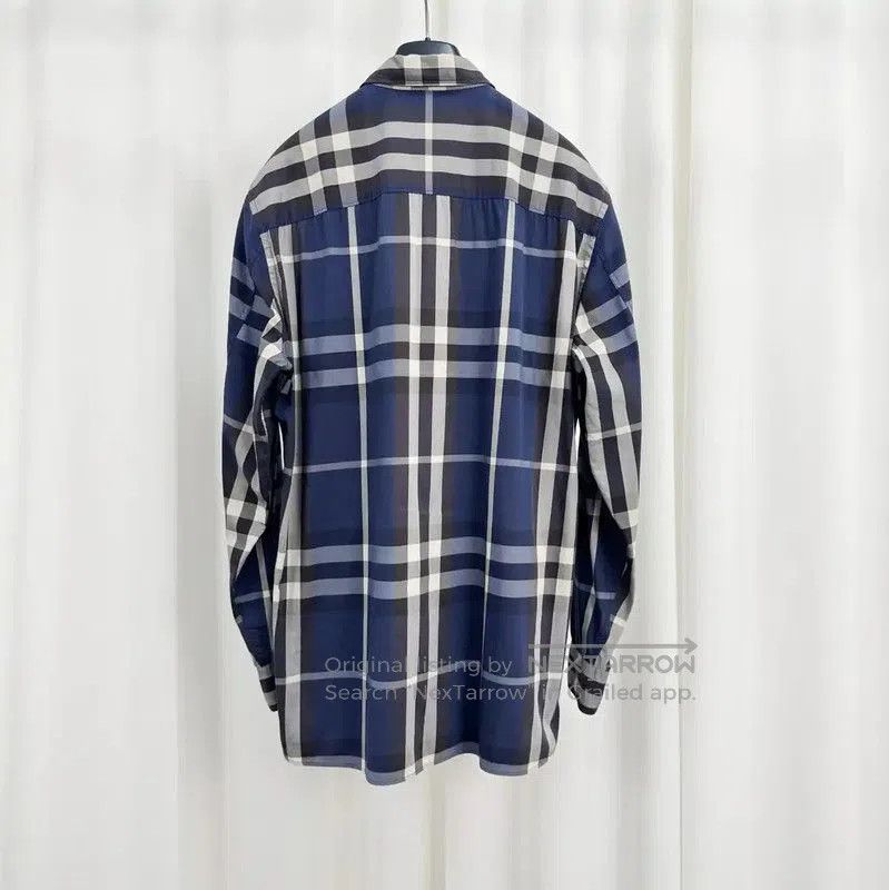 Burberry Burberry Mid-Length Cotton Logo Check Shirt. Size US M / EU 48-50 / 2 - 2 Thumbnail