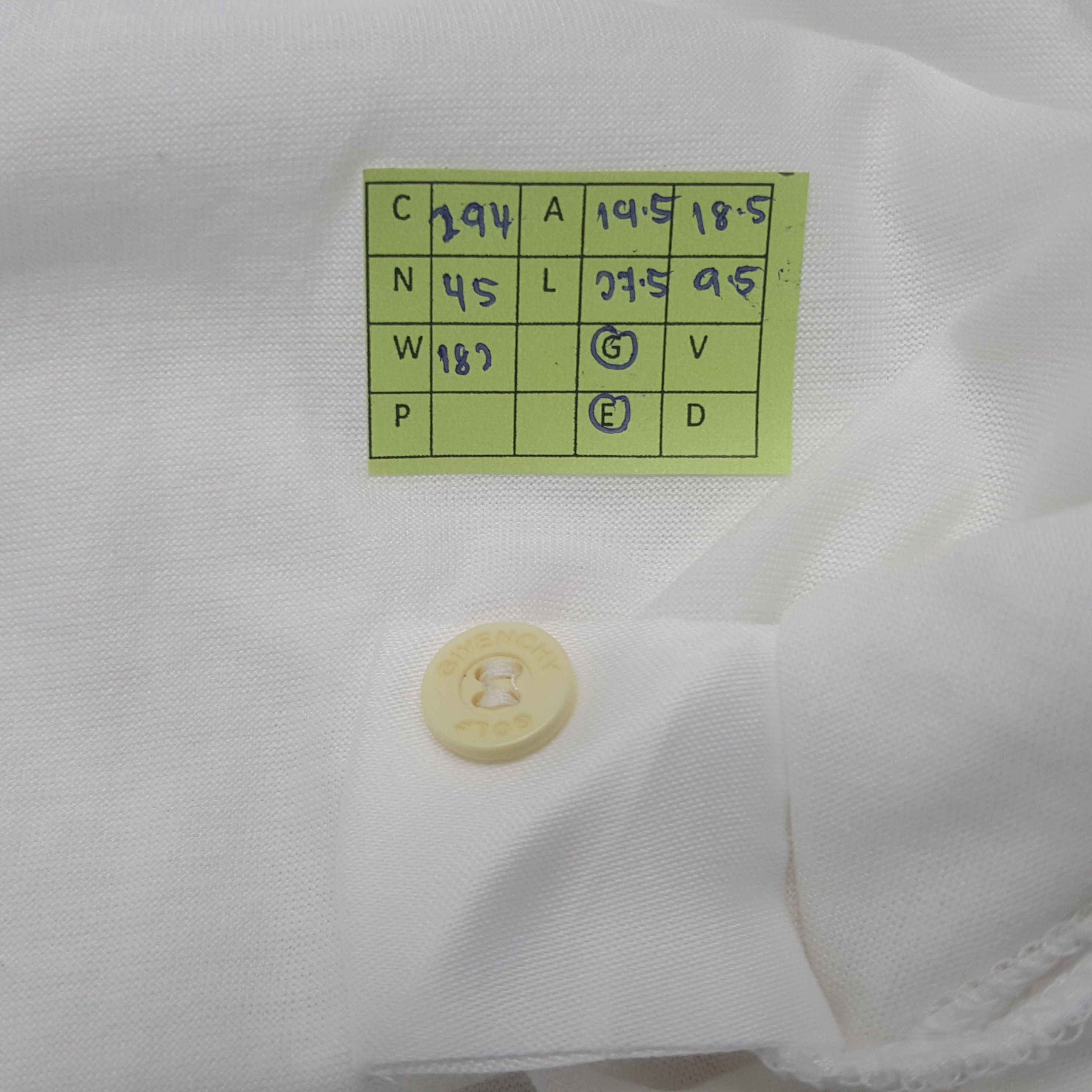 Givenchy Vintage Givenchy Big Logo Polos C294N45 Size US M / EU 48-50 / 2 - 5 Thumbnail