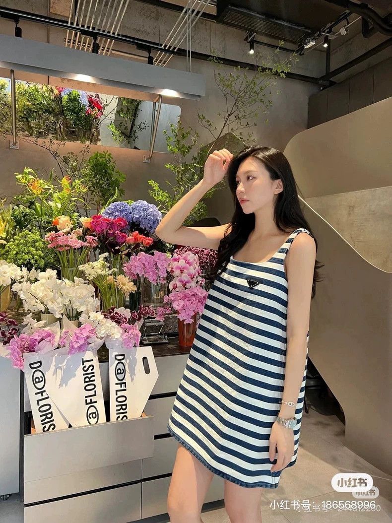 Prada Prada Dress 2502-Nextarrow Size XXS / US 00 / IT 34 - 6 Thumbnail