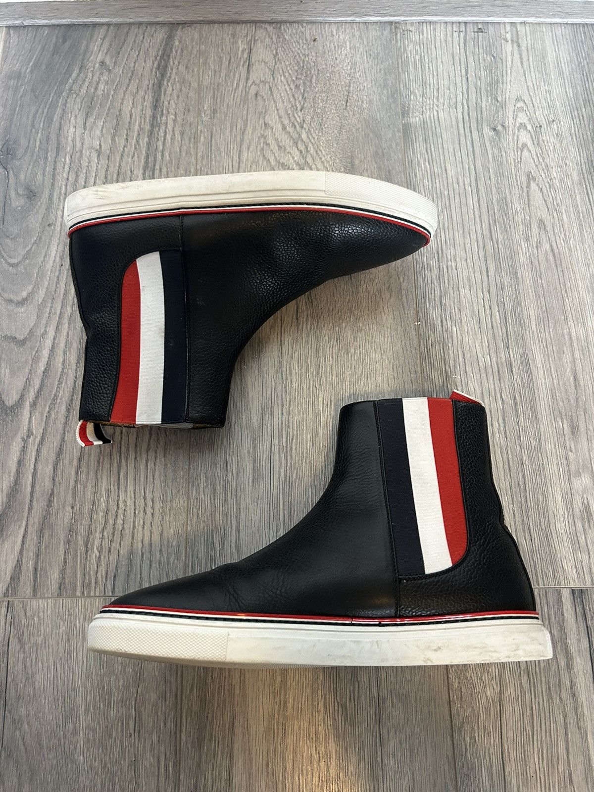 Thom Browne Thom Browne Black Leather Chelsea Boots - Size EU 42 Size US 9 / EU 42 - 3 Thumbnail