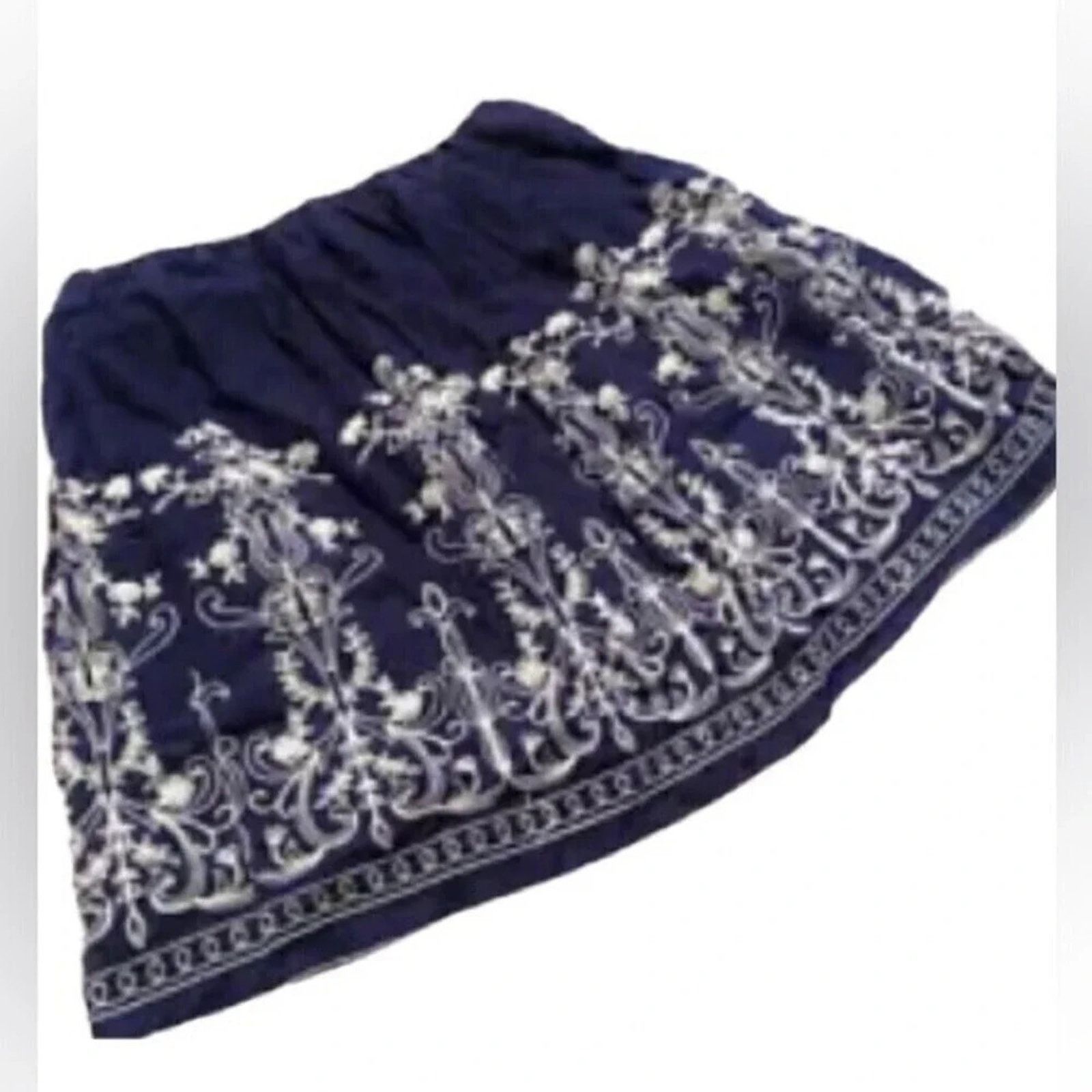 (+)PEOPLE Metro Wear embroidered skirt, size Small Size 28" / US 6 / IT 42 - 1 Thumbnail