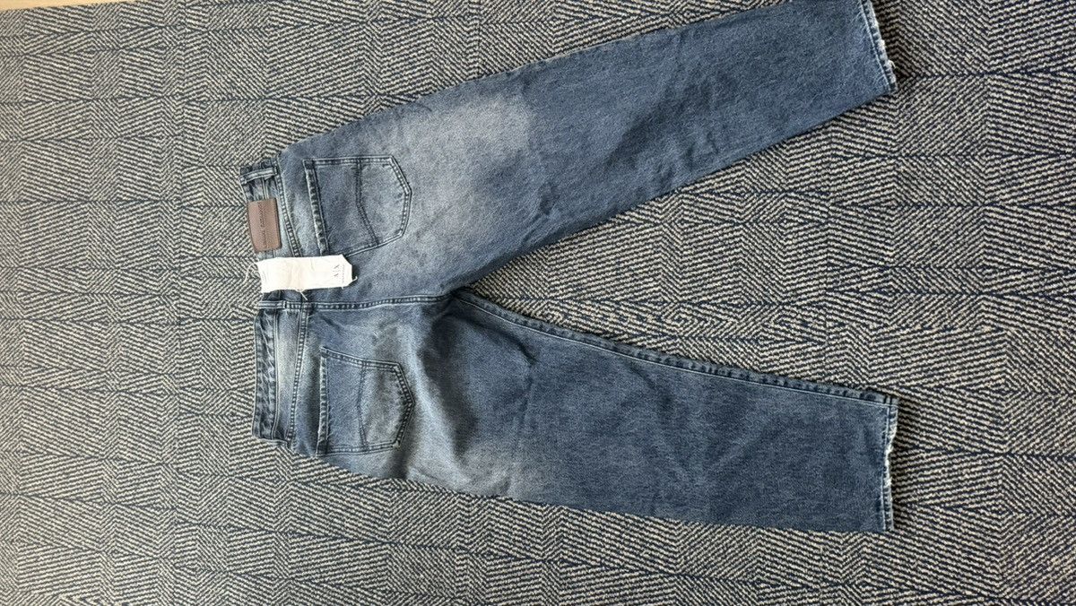 Armani Exchange VINTAGE WASH ARMANI EXCHANGE LOOSE FIT JEANS Size US 33 - 2 Thumbnail
