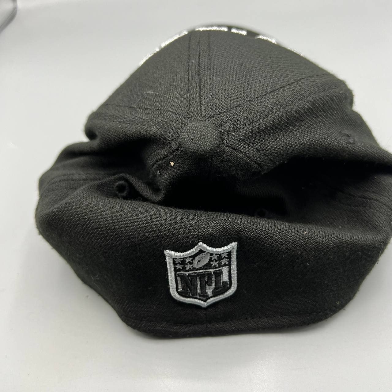 New Era Las Vegas Raiders Hat Men 39Thirty New Era Fitted Cap M-L Size ONE SIZE - 4 Thumbnail