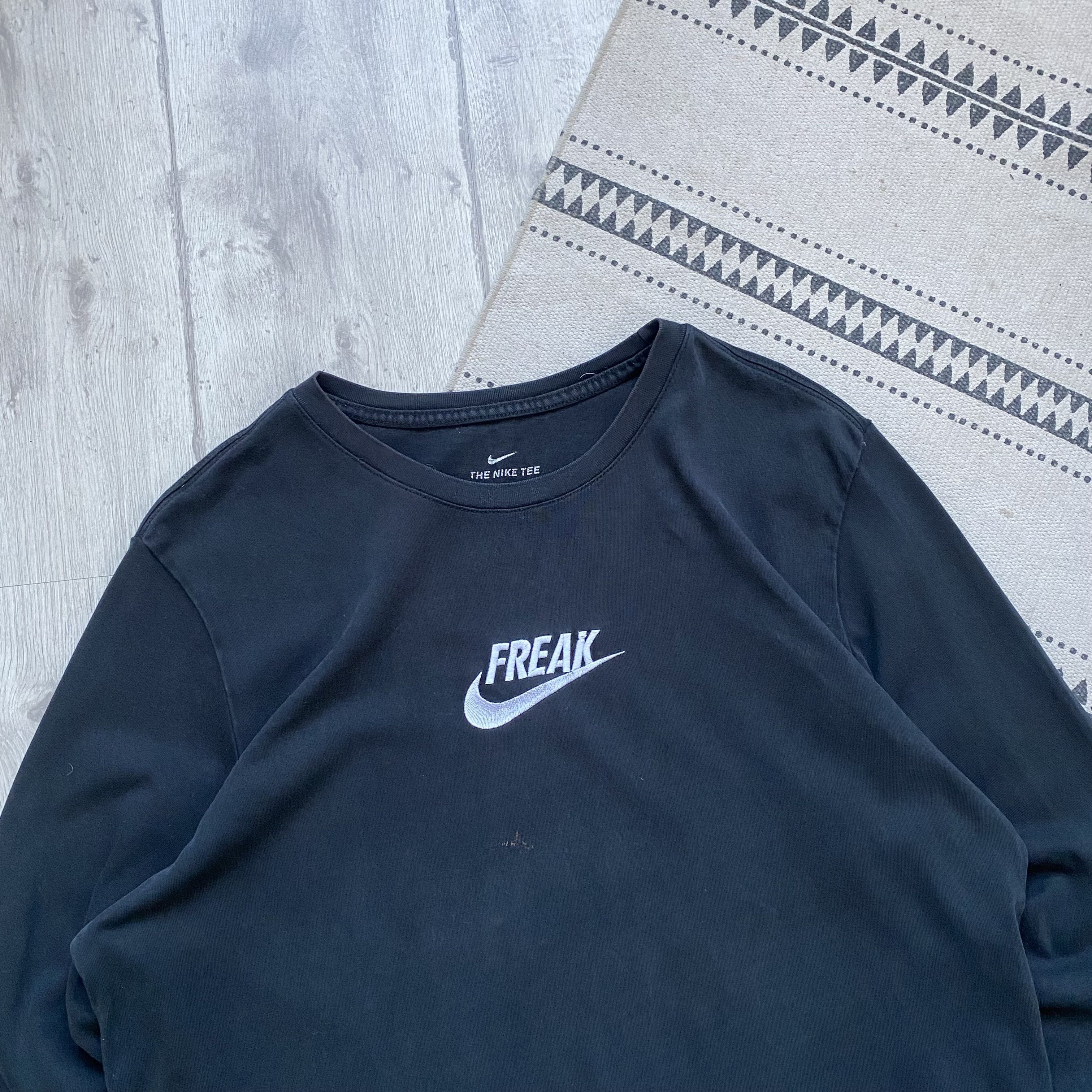 Nike 🖤 Vintage Nike Giannis Freak Longsleeve Center logo Faded Size US XL / EU 56 / 4 - 2 Thumbnail