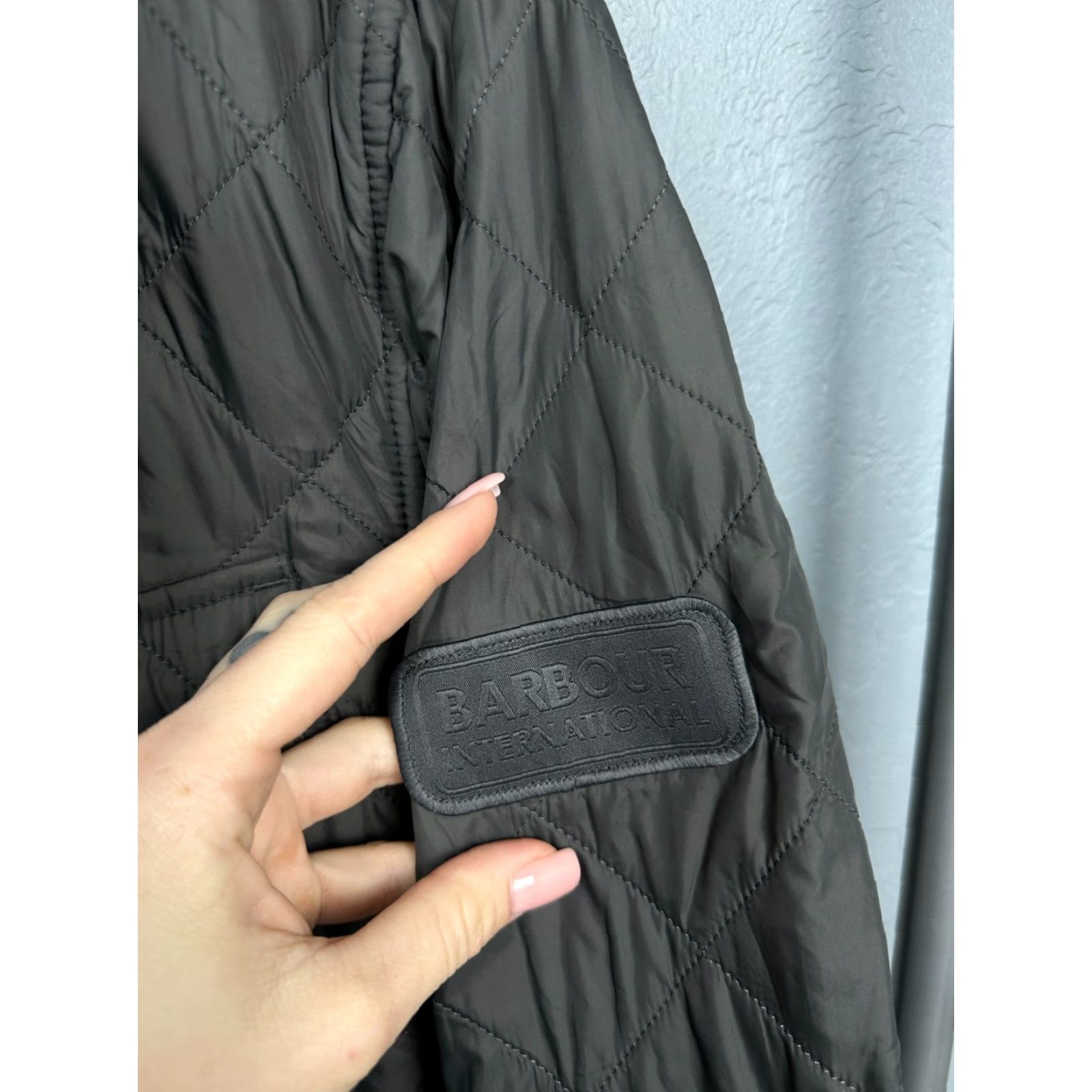 Barbour Barbour Barbour International Ariel Mens Quilted Jacket XL Gray Quilted Jacket Mens Barbour International Ariel XL Gray Size US XL / EU 56 / 4 - 3 Thumbnail