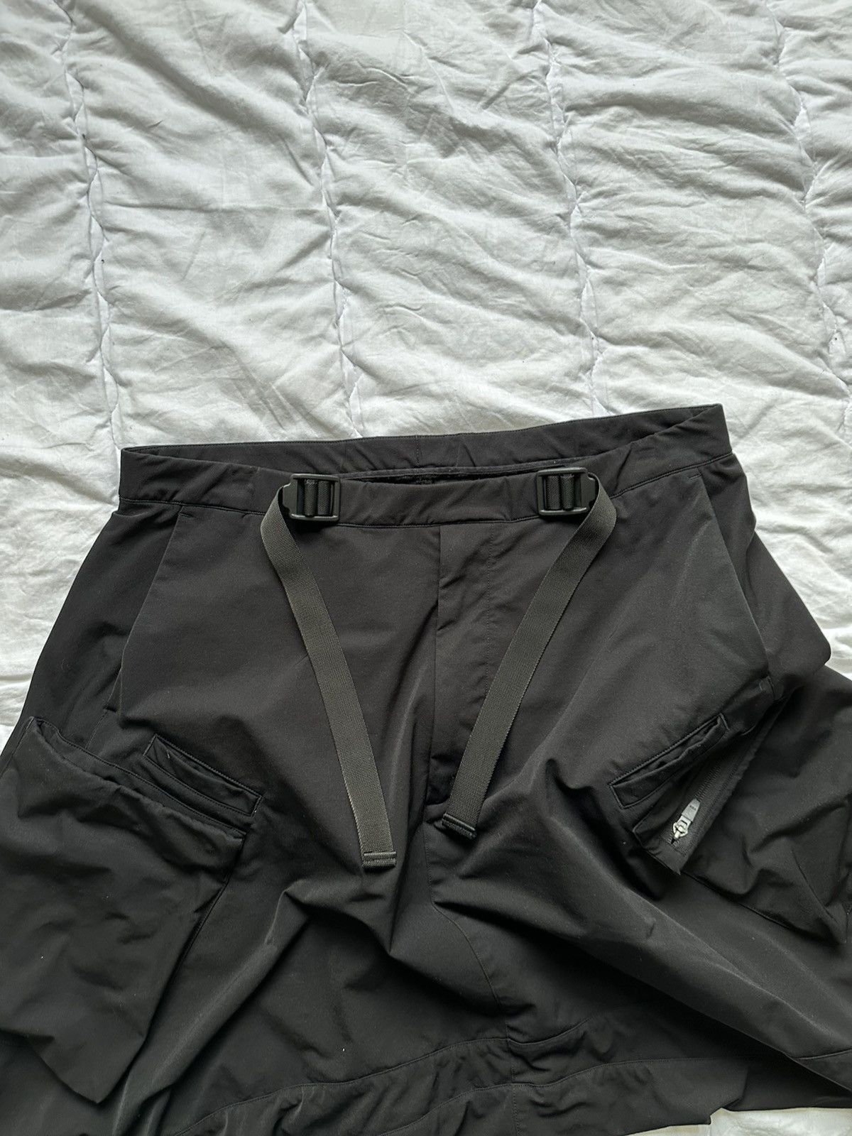 Acronym Acronym P30A-DS v1 Size XS Size US 28 / EU 44 - 3 Thumbnail