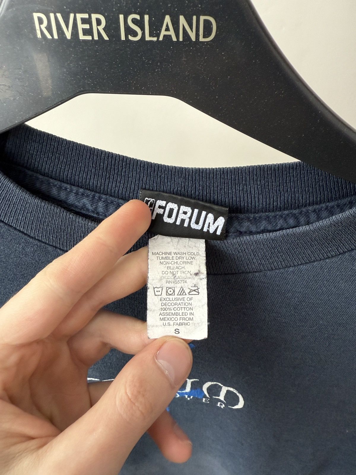 Other Vintage 90s forum snowboards foursquare destroyer t shirt Size US S / EU 44-46 / 1 - 6 Thumbnail