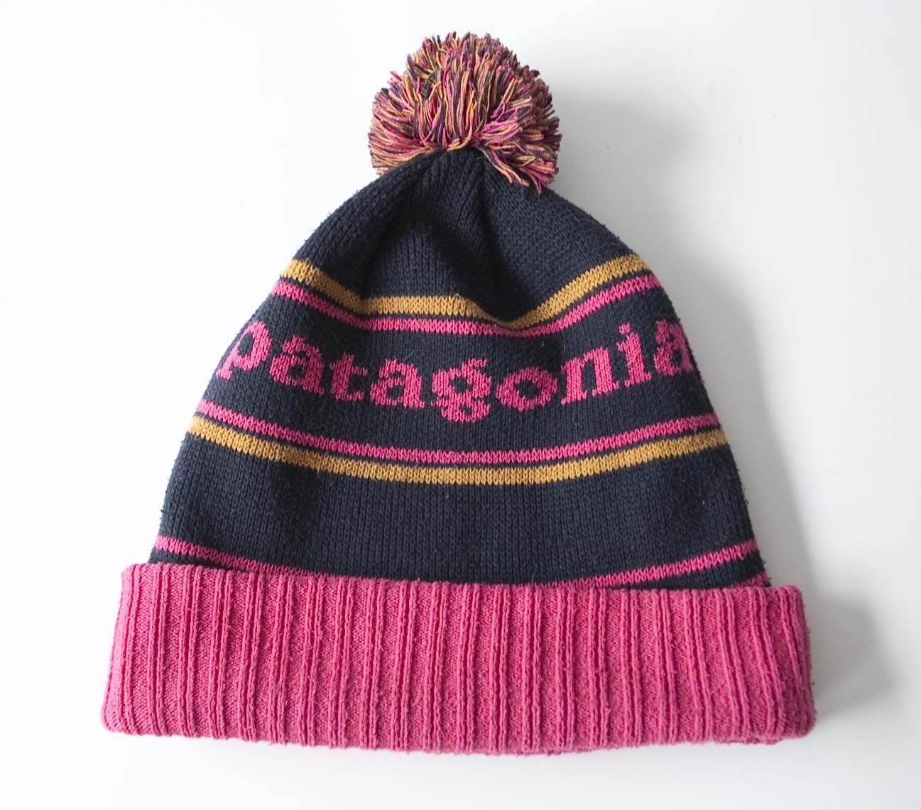 Patagonia Patagonia Beanie Winter Hat Pink / Blue Size ONE SIZE - 3 Thumbnail