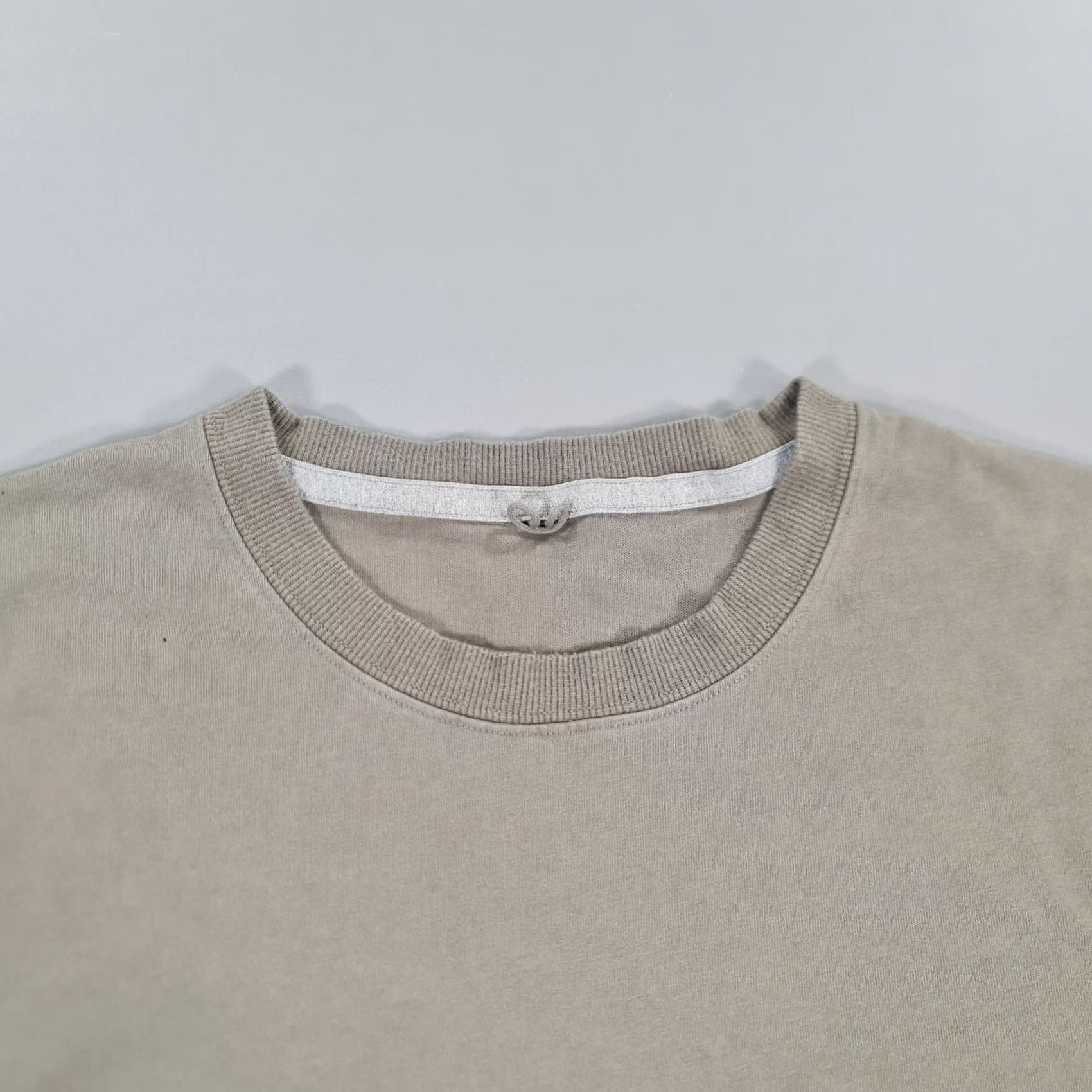 Lululemon Lululemon Mens T Shirt Khaki Green Medium Heavyweight Cotton Long-Sleeves Top Size US M / EU 48-50 / 2 - 2 Thumbnail