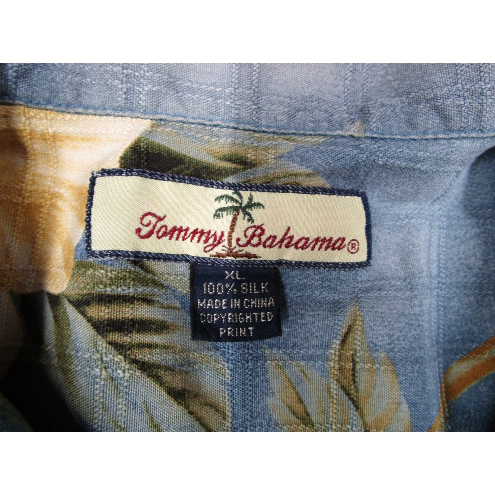 Tommy Bahama Tommy Bahama Shirt Blue Hibiscus Button Up Silk Camp Hawaiian Mens Extra Large Size US XL / EU 56 / 4 - 3 Thumbnail