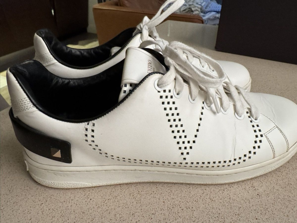 Valentino Backnet Perforated Leather Sneakers Size US 9 / EU 42 - 4 Thumbnail
