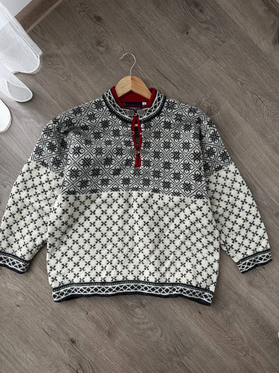 Japanese Brand × Vintage Vintage Nordic Jumper Fair Isle Wool Sweater Size L / US 10 / IT 46 - 11 Thumbnail