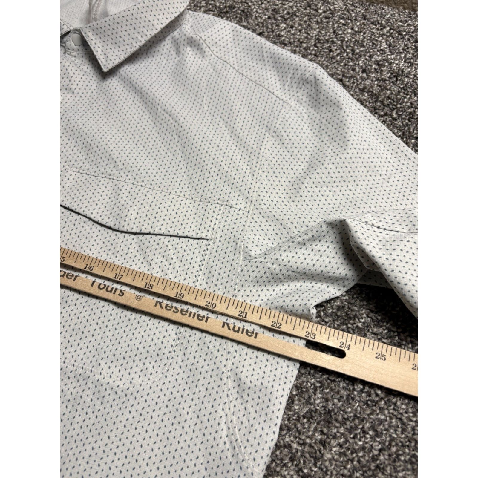 Lululemon Lululemon Shirt Mens Large Gray Snap Front Pockets Geometric All Over Print Button-Up Size US L / EU 52-54 / 3 - 4 Thumbnail