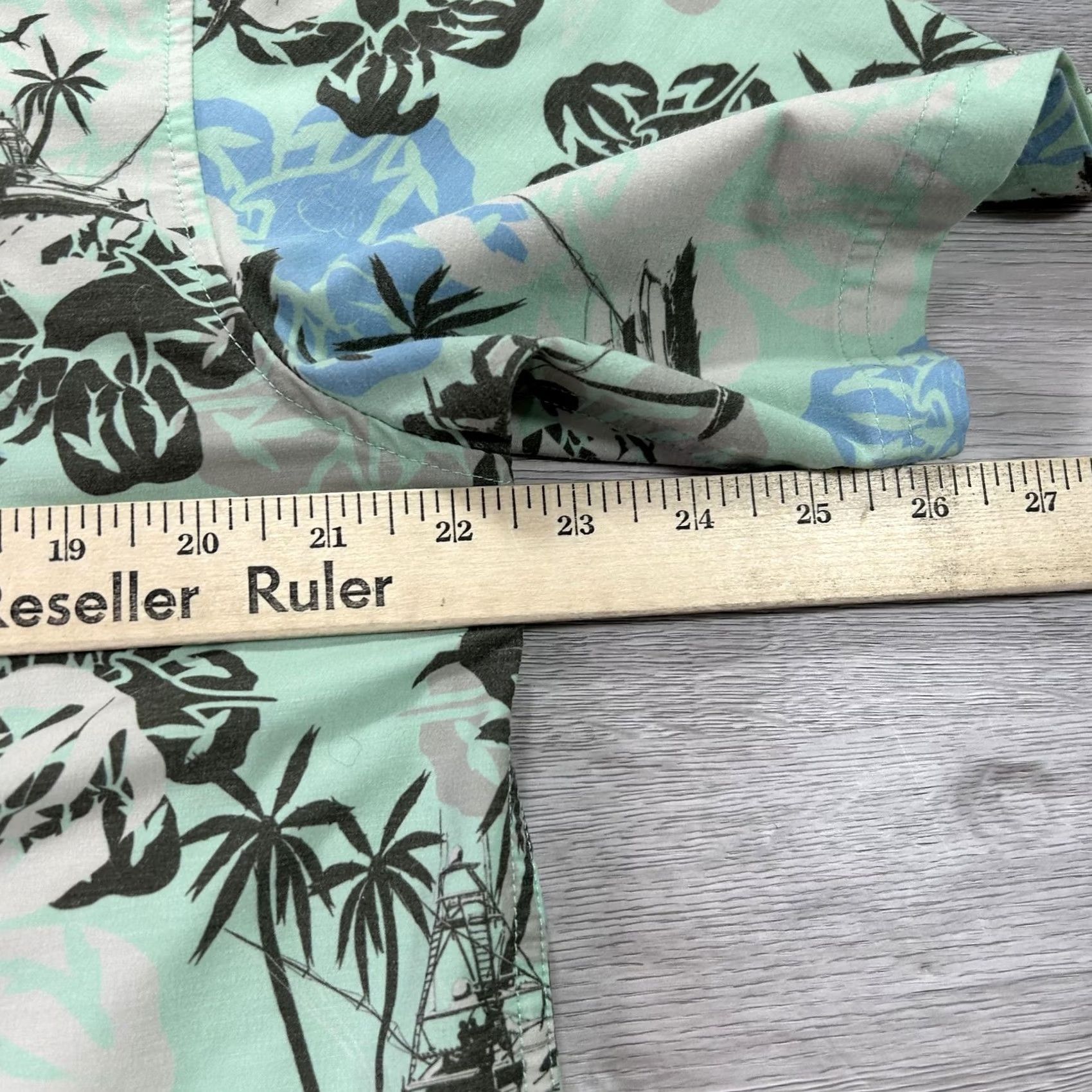 Vintage VINTAGE Huk Performance Fishing Shirt Mens Medium Mint Green Hawaiian Button Down Aloha Size US M / EU 48-50 / 2 - 7 Thumbnail