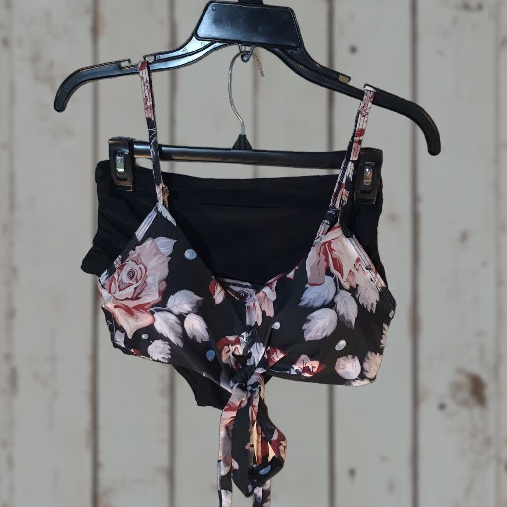 Vintage Women’s Floral Black Bikini Set 2 Piece High-Waisted Underwired Spaghetti Straps M Swimwear Beach Outdoor Size M / US 6-8 / IT 42-44 - 1 Thumbnail
