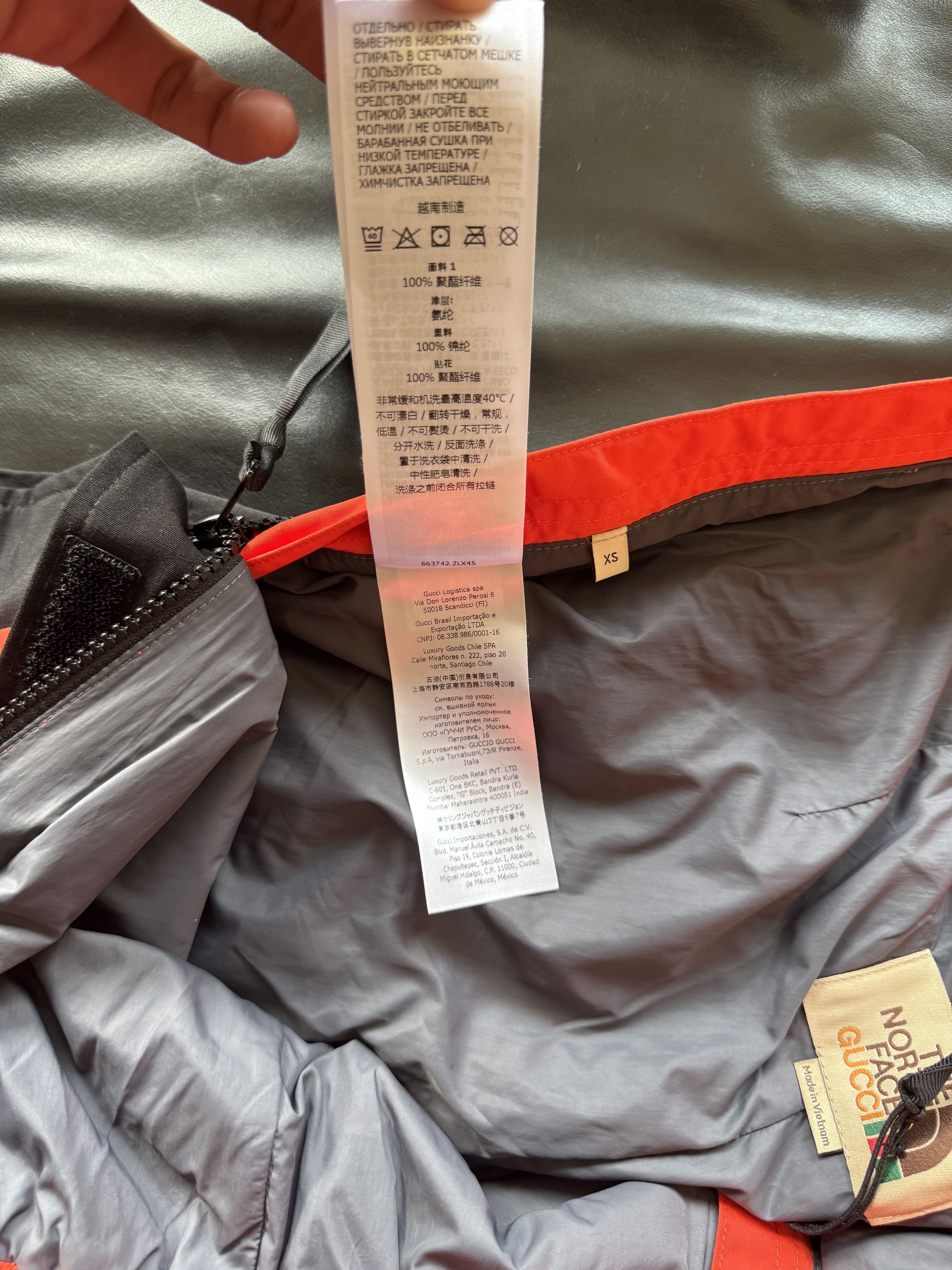 Gucci × The North Face Nylon Track Pants Orange/Black Size US 27 - 21 Thumbnail