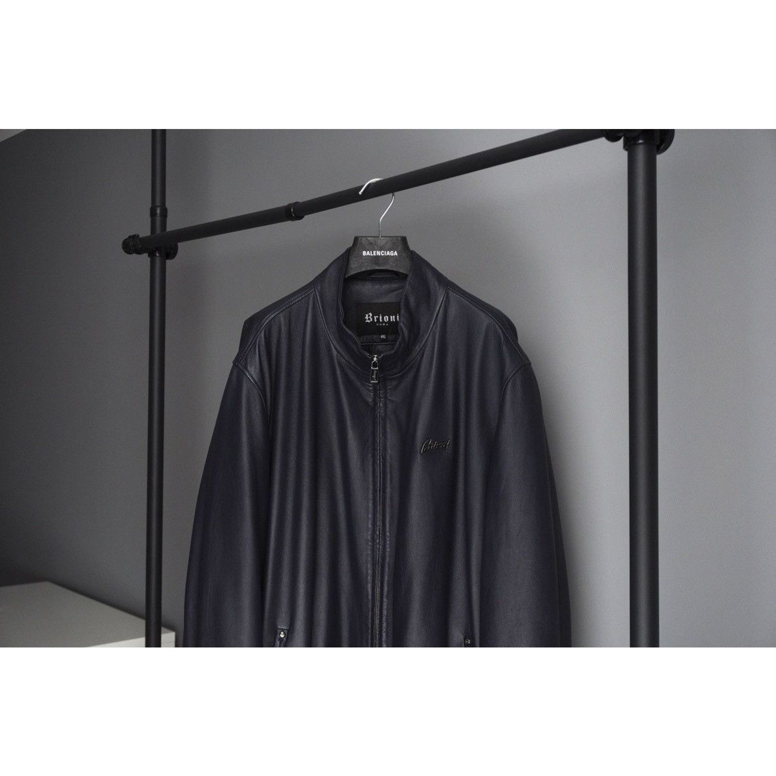 Brioni Brioni dark blue leather jacket Size US XL / EU 56 / 4 - 2 Thumbnail