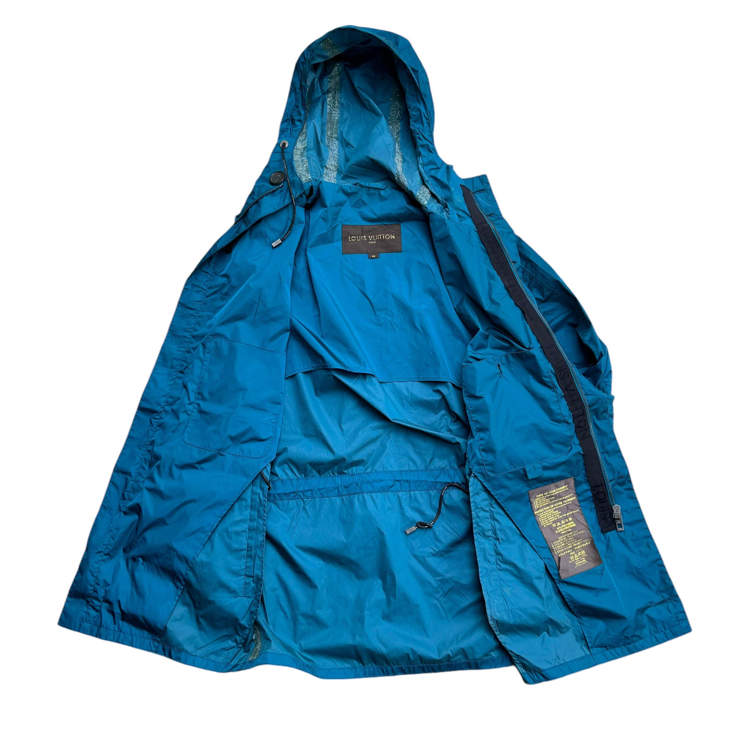 Louis Vuitton Louis Vuitton Waterproof Jacket Size US S / EU 44-46 / 1 - 6 Thumbnail