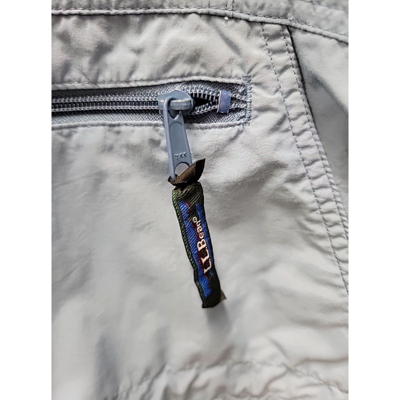Vintage VINTAGE L.L. Bean Women’s Windbreaker Hooded Anorak Jacket Pullover Blue Petite Large feels Like New Size L / US 10 / IT 46 - 4 Thumbnail