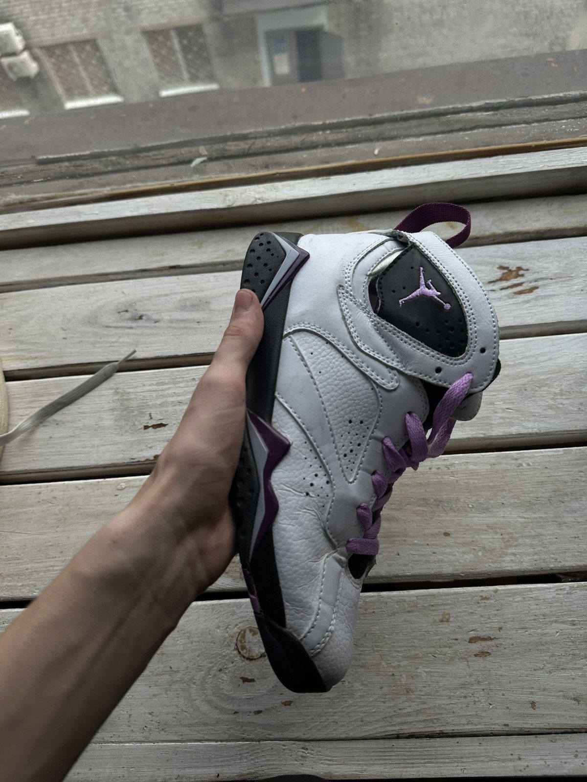 Nike 🚨NIKE AIR JORDAN 7 WHITE PURPLE WITH LOGO SHOES Size US 7 / EU 40 - 2 Thumbnail