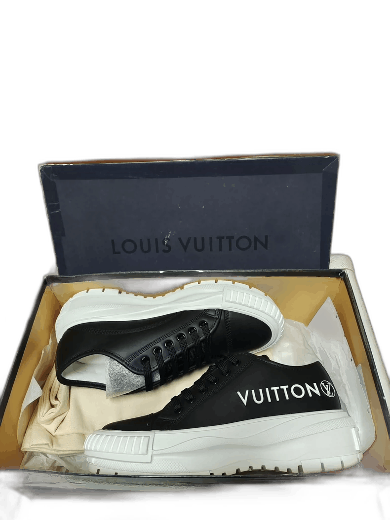 Louis Vuitton Black Low-Top Sneakers Size 36.5-2507
