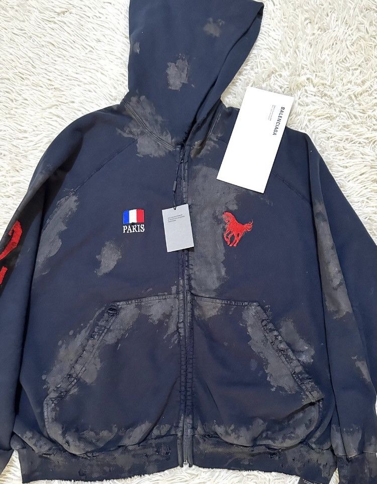 Balenciaga Balenciaga FW22 Mud Dyed War Horse Show Flag Navy Embroidere Size US L / EU 52-54 / 3 - 6 Thumbnail