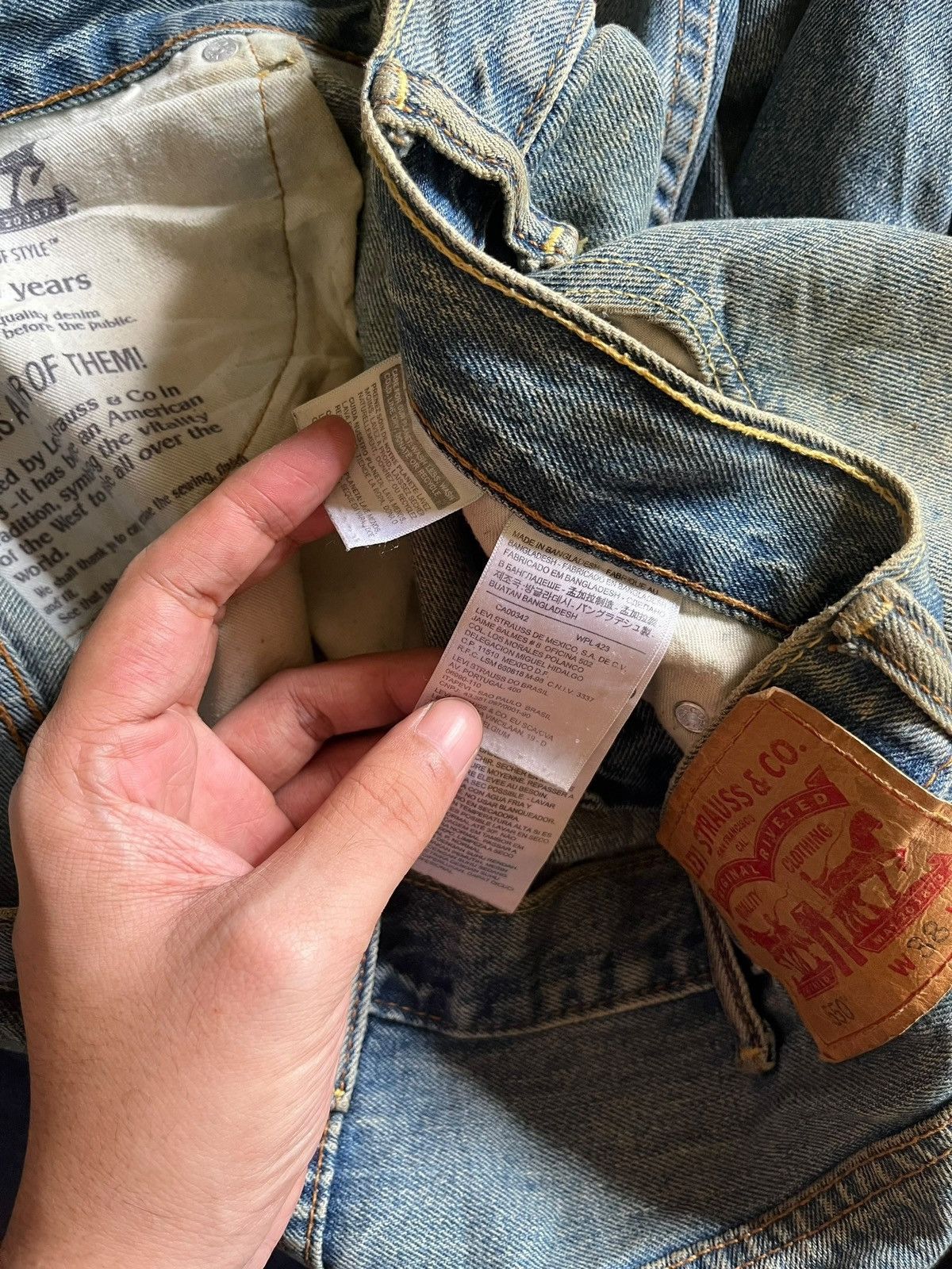 Levi's Vintage Levis 550 Mud Wash Distress Baggy Jean Shorts Jorts Size US 38 / EU 54 - 7 Thumbnail