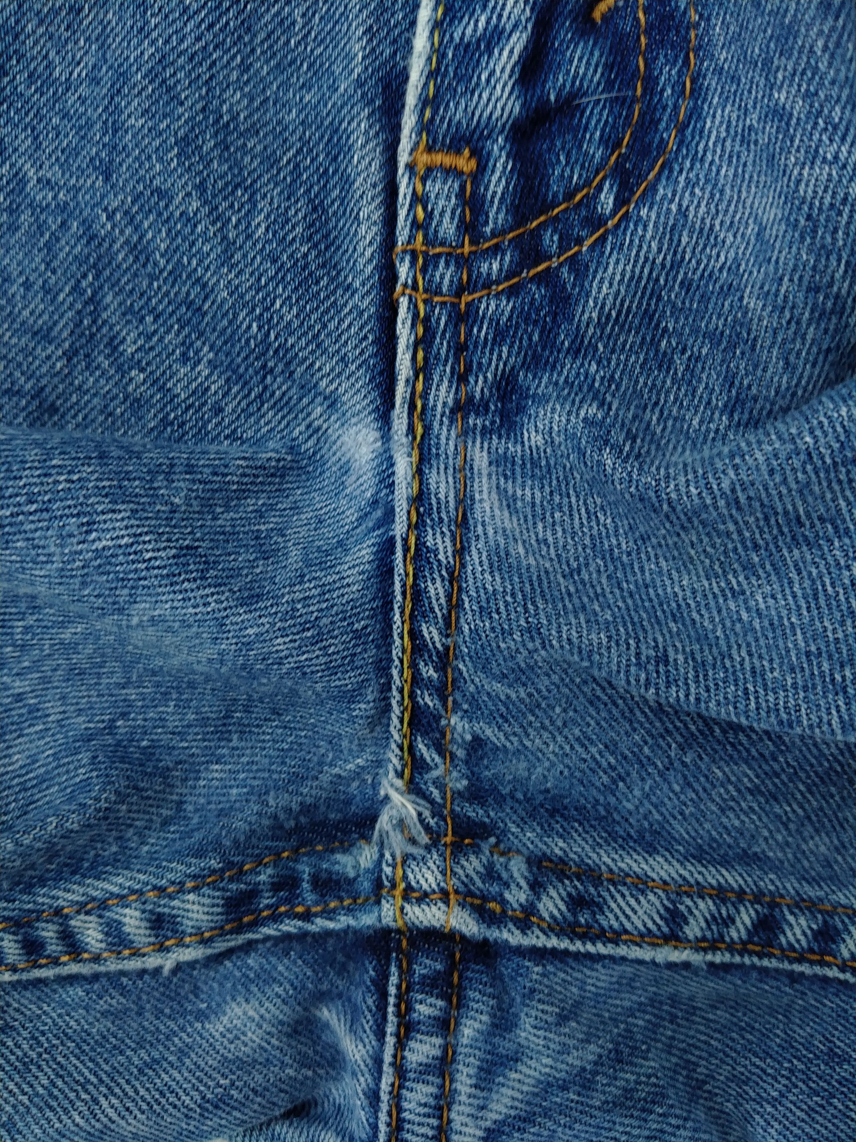 Levi's Vintage Levi's 560 Distressed Denim 38x30 -JN110 Size US 38 / EU 54 - 16 Thumbnail