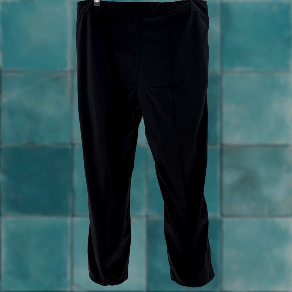 Royal Robbins Royal Robbins Black Nylon Stretch Performance Pants Sz 16 Women’s Straight Pockets High Rise Lightweight Casual Workwear Gorpcore Weather: All Seasons Size 38" / US 16 / IT 52 - 1 Thumbnail