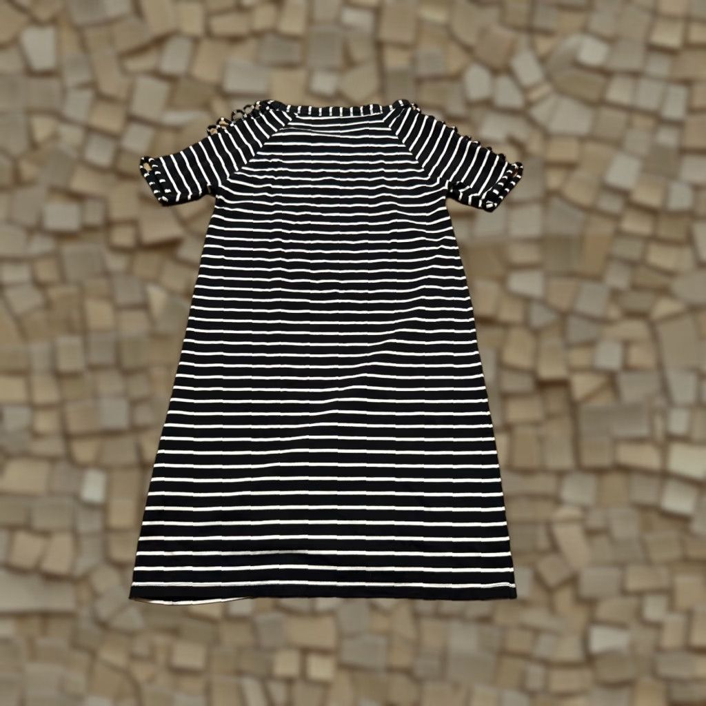Vintage August Silk Dress, Women's Small, White Black Striped Short Sleeve Shift Dress, Dress, S, Black, Silk, Shift, Casual, Spring Summer Fall, Womens Size 28" / US 6 / IT 42 - 1 Thumbnail