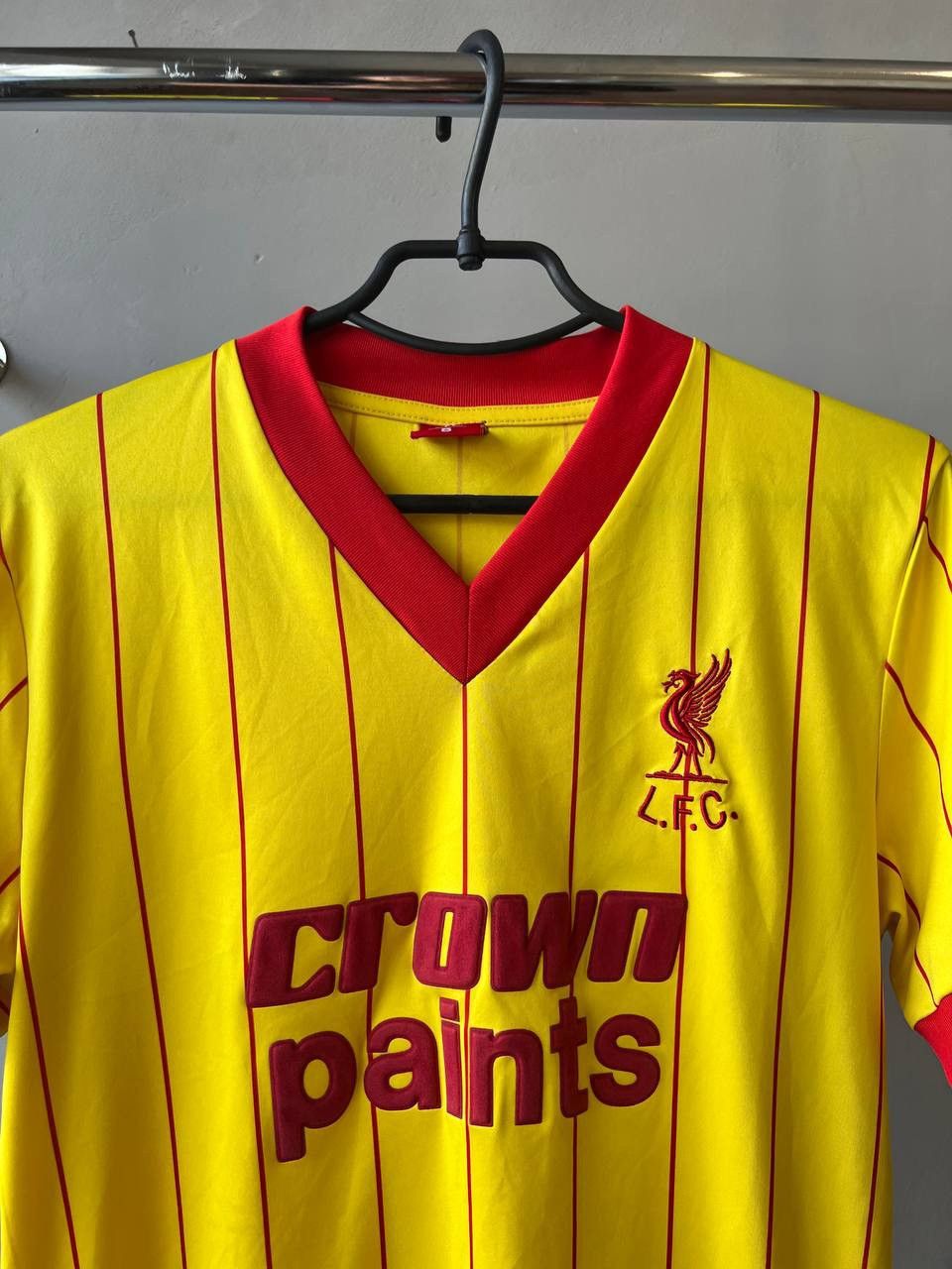 Sports Specialties 1982 LIVERPOOL FC RETRO REMAKE SOCCER JERSEY FOOTBALL SHIRT Size US S / EU 44-46 / 1 - 4 Thumbnail