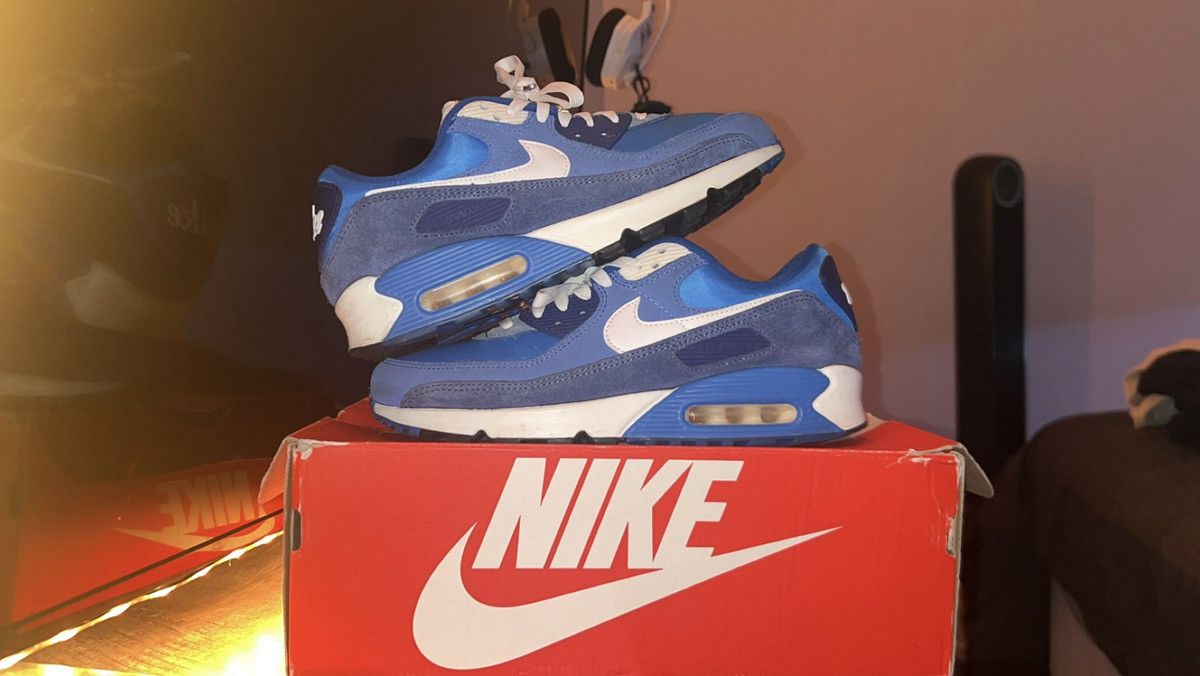 Nike NIKE AIR MAX 90 SE Size US 9 / EU 42 - 1 Thumbnail