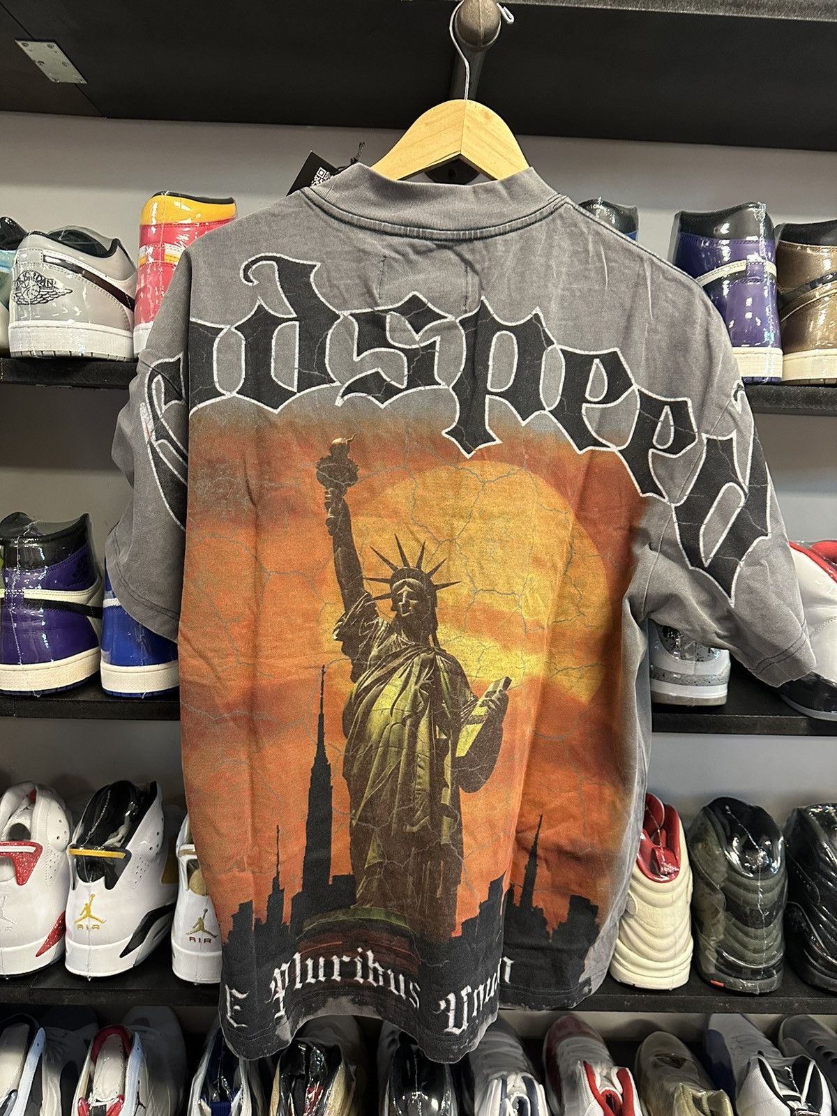Godspeed Godspeed red day small t shirt new Size US S / EU 44-46 / 1 - 2 Thumbnail