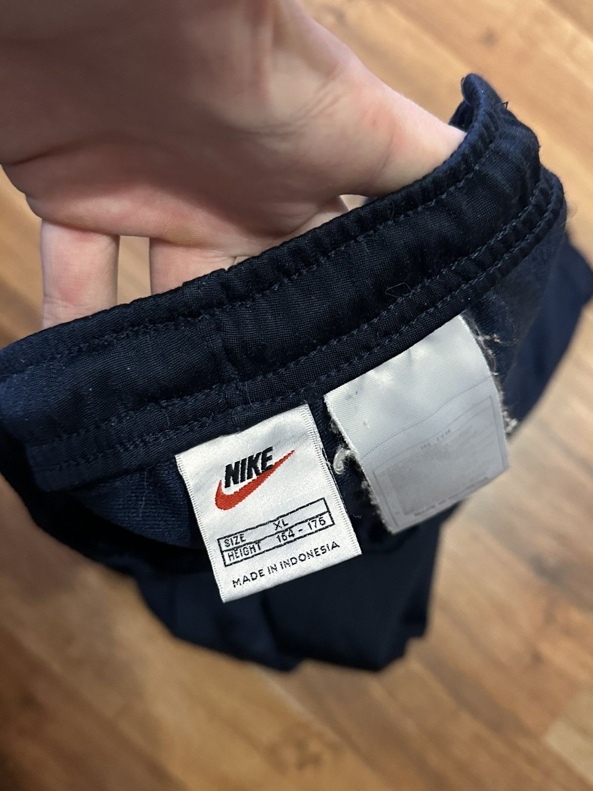 Nike Vintage Nike "Red Tag" Swoosh Track Pants - Navy XL Size US 31 - 5 Thumbnail