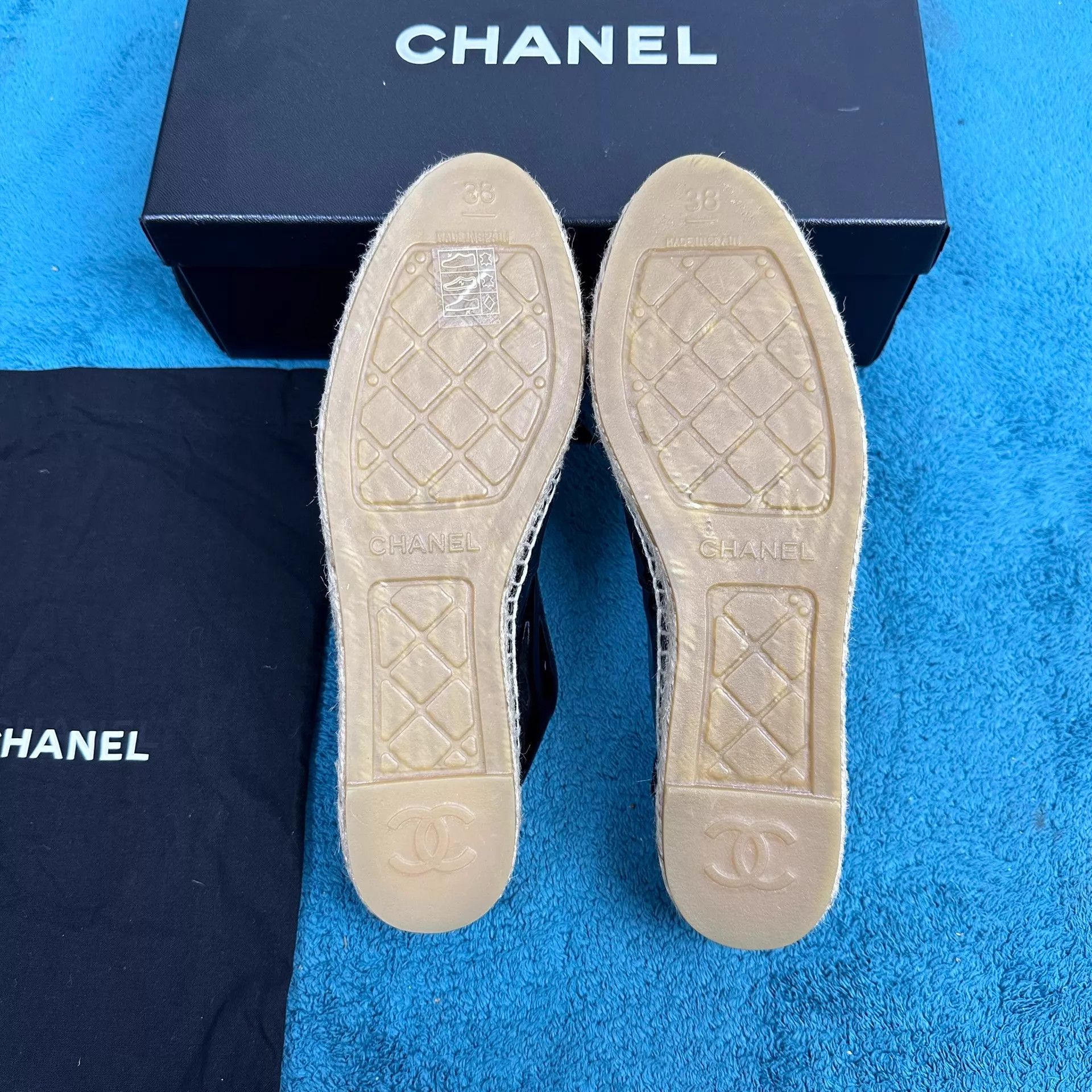 Chanel Chanel Patent Leather Fisherman Shoes Black 38 New Size US 7.5 / IT 37.5 - 5 Thumbnail