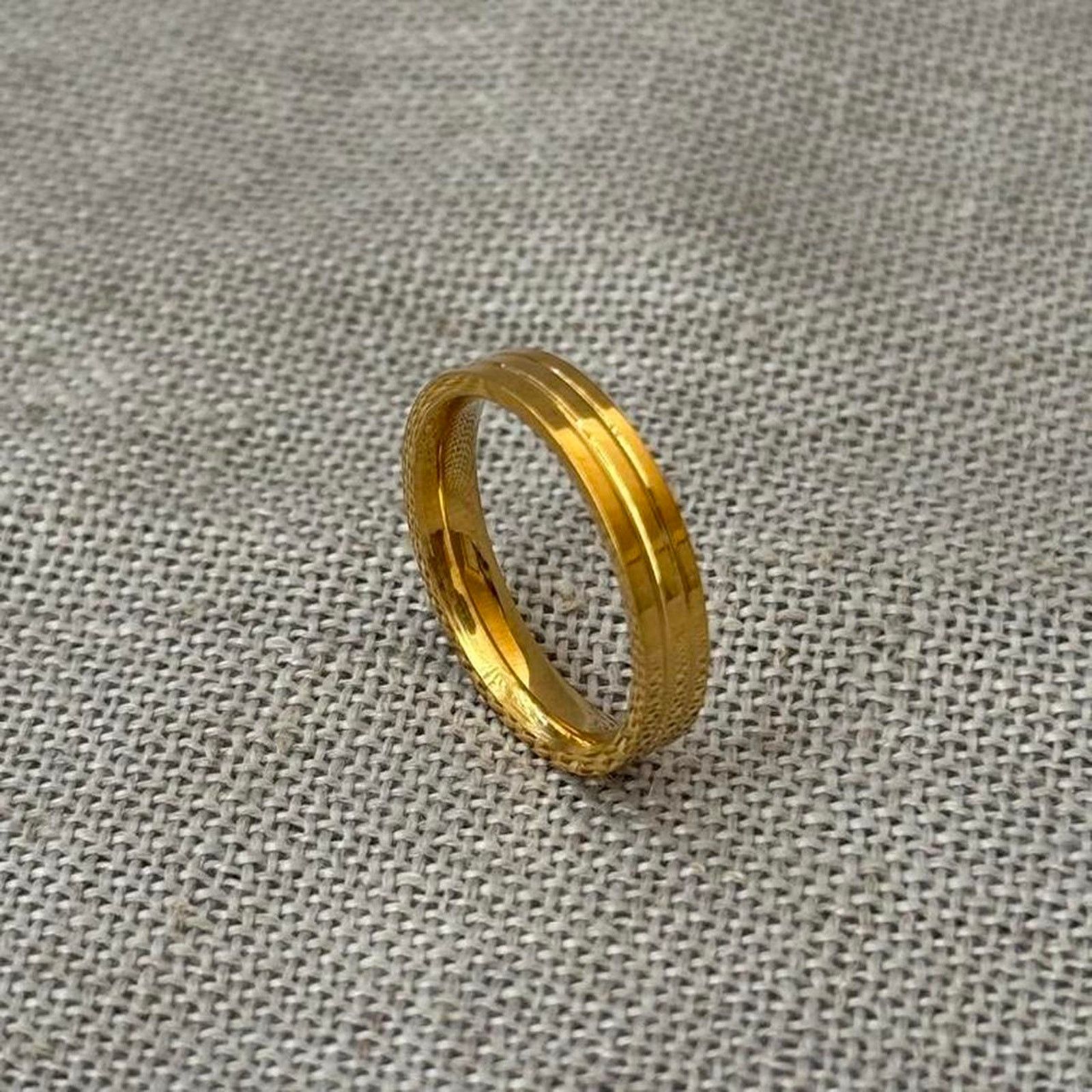 Other Gold layered ring classic y2k WMNS1 Size ONE SIZE - 2 Thumbnail