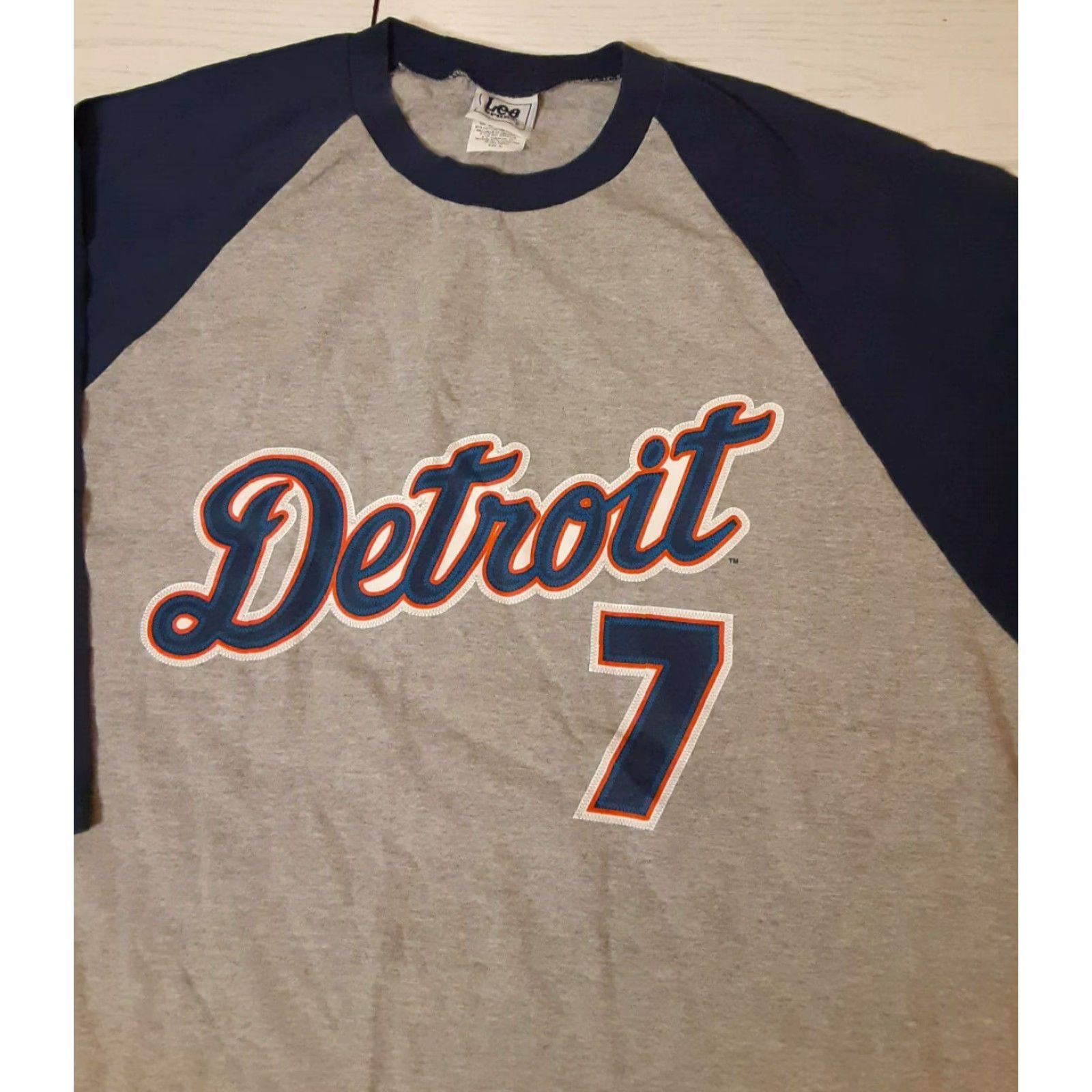 Vintage VINTAGE Ivan Rodriguez Detroit Tigers T-Shirt Lee sport XL blue&grey 2005 男? Size US XL / EU 56 / 4 - 5 Thumbnail