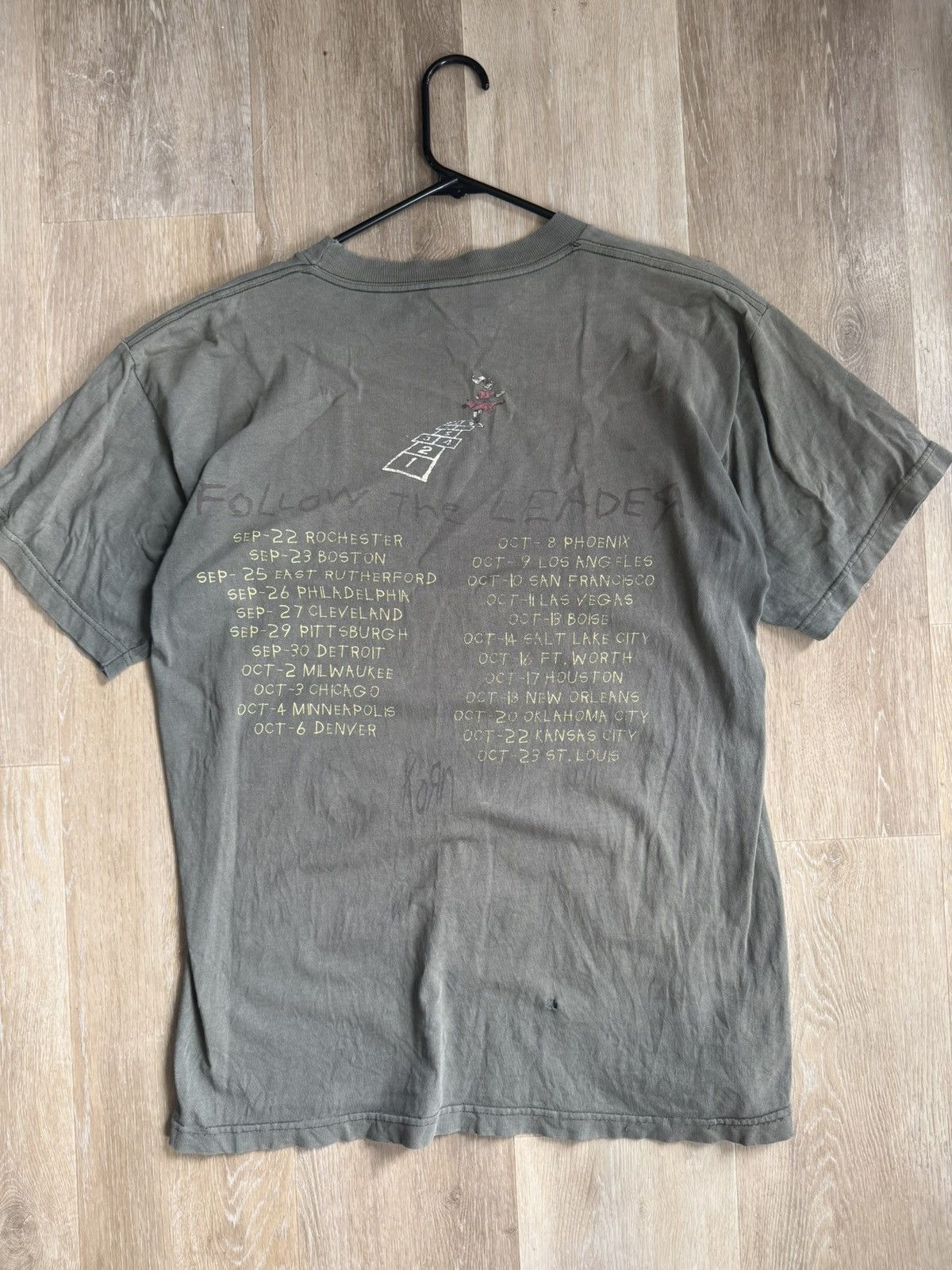 Band Tees × Vintage Insane Vintage KORN “Follow the Leader” tour tee Size US L / EU 52-54 / 3 - 8 Thumbnail