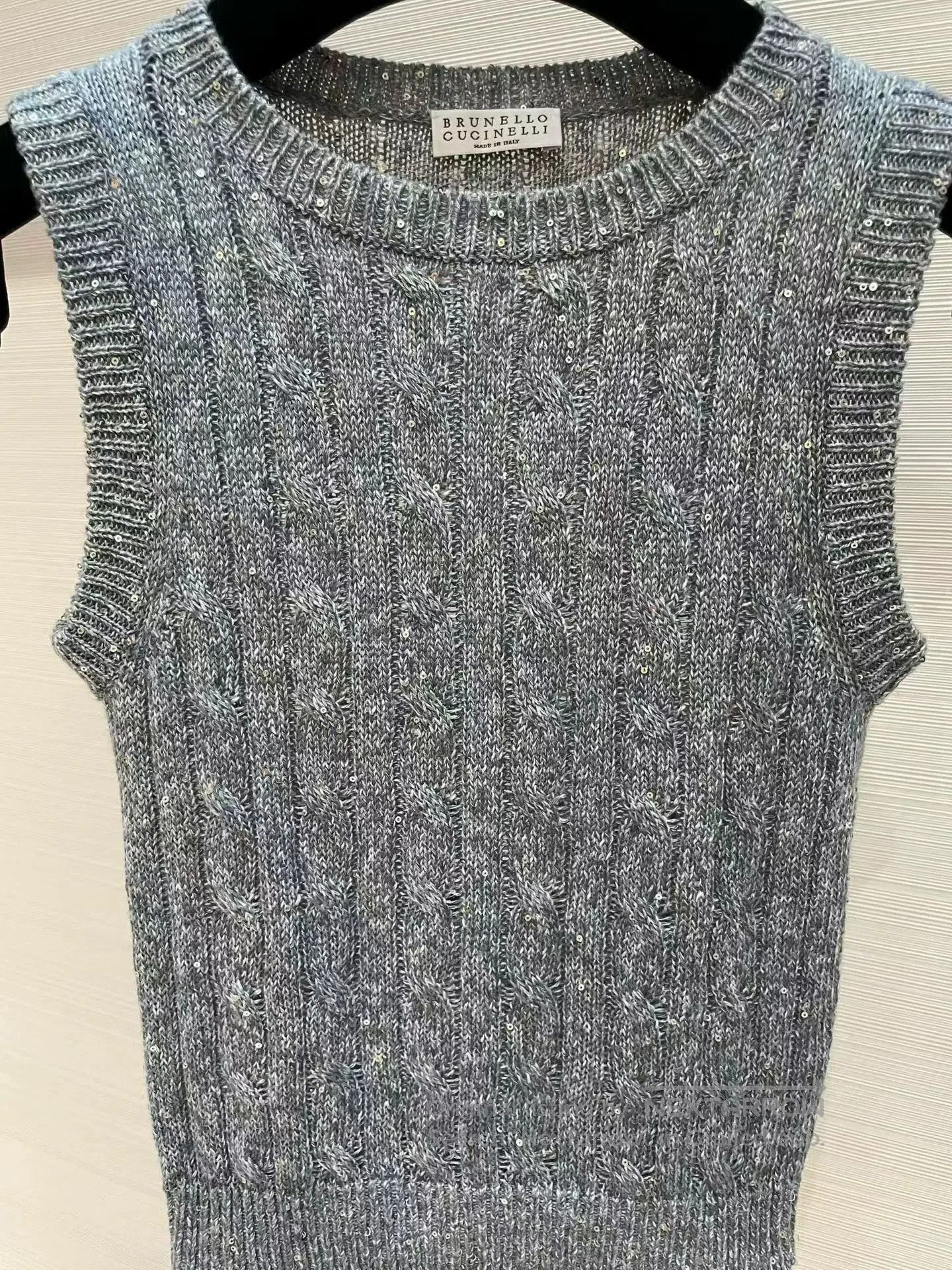 Brunello Cucinelli sequined knit tank top in gray-blue. Size US XS / EU 42 / 0 - 3 Thumbnail
