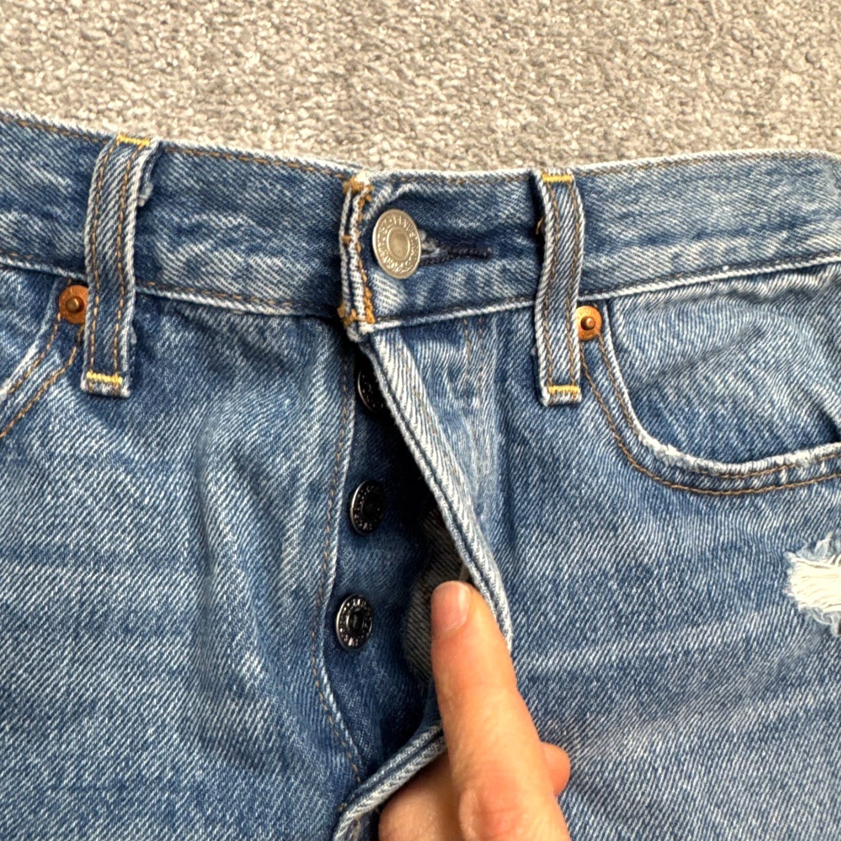 Levi's Levi's 501 Denim Jeans Womens 25 Blue Distressed Straight Fit Regular Button Fly Pockets 5-Pocket Classic Casual Size 42" / US 20 - 3 Thumbnail
