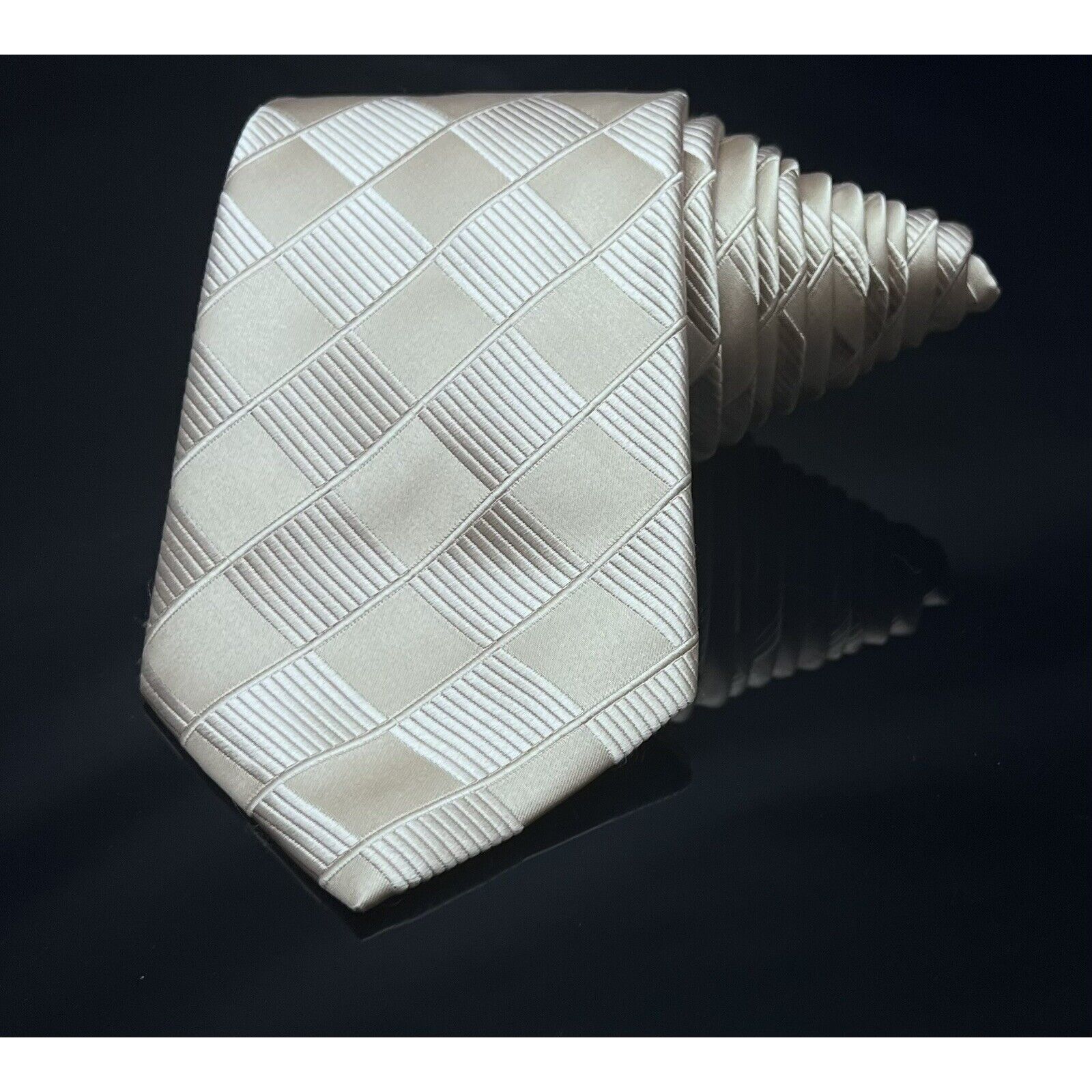 Donald Trump donald trump Cream Silk Beautiful Tie 60.5” Size ONE SIZE - 2 Thumbnail