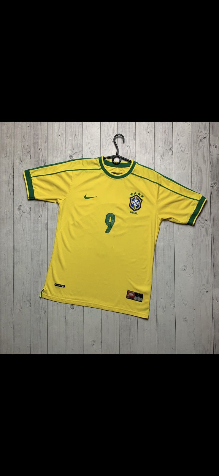 Vintage Vintage rare soccer tee Brazil logo 9 yellow Size US L / EU 52-54 / 3 - 1 Thumbnail